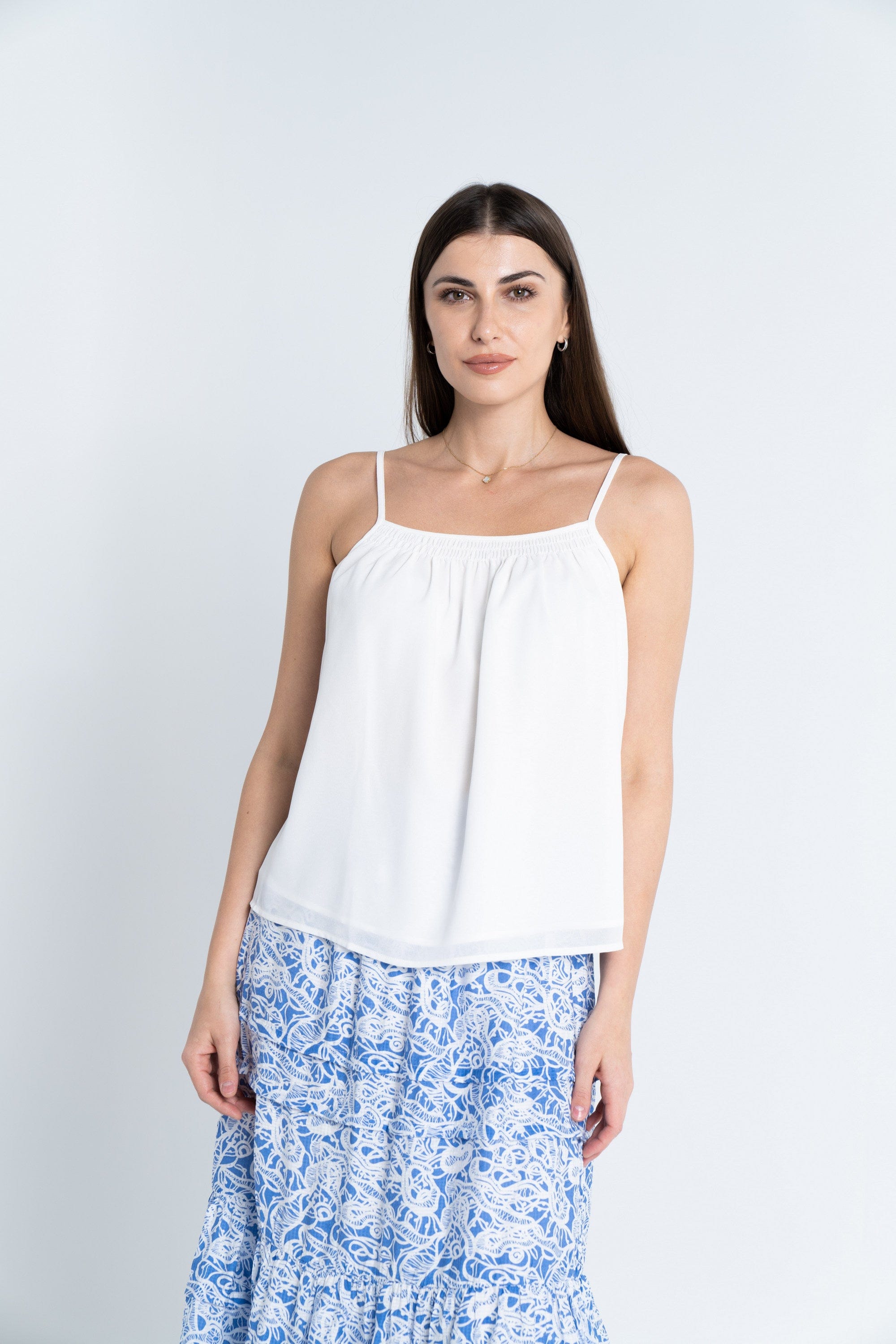 نتشي تانك توب سادة بحمالات رفيعة نسائي