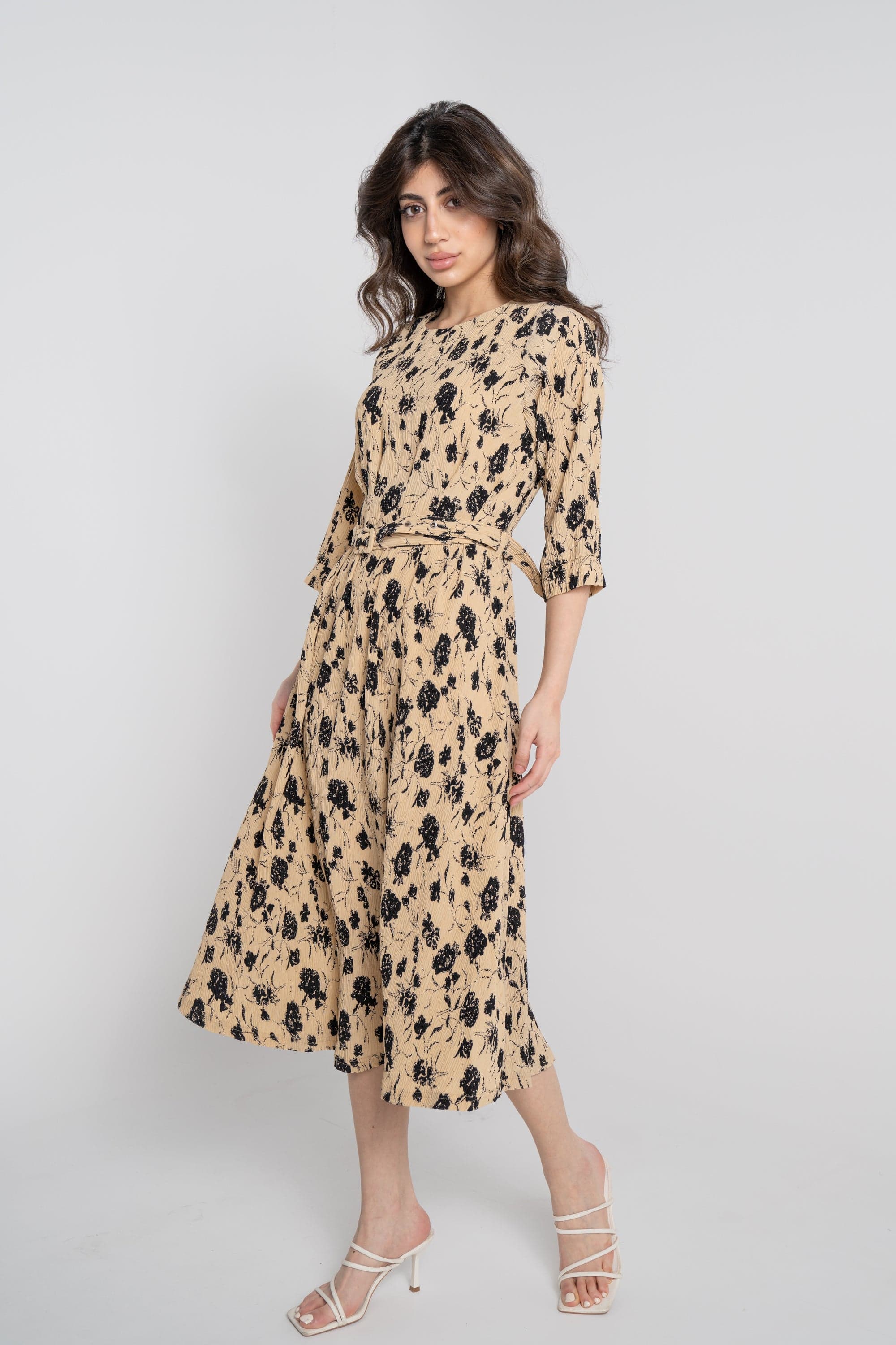 نتشي فستان ميدي مخصر مشجر 3/4 كم نسائي