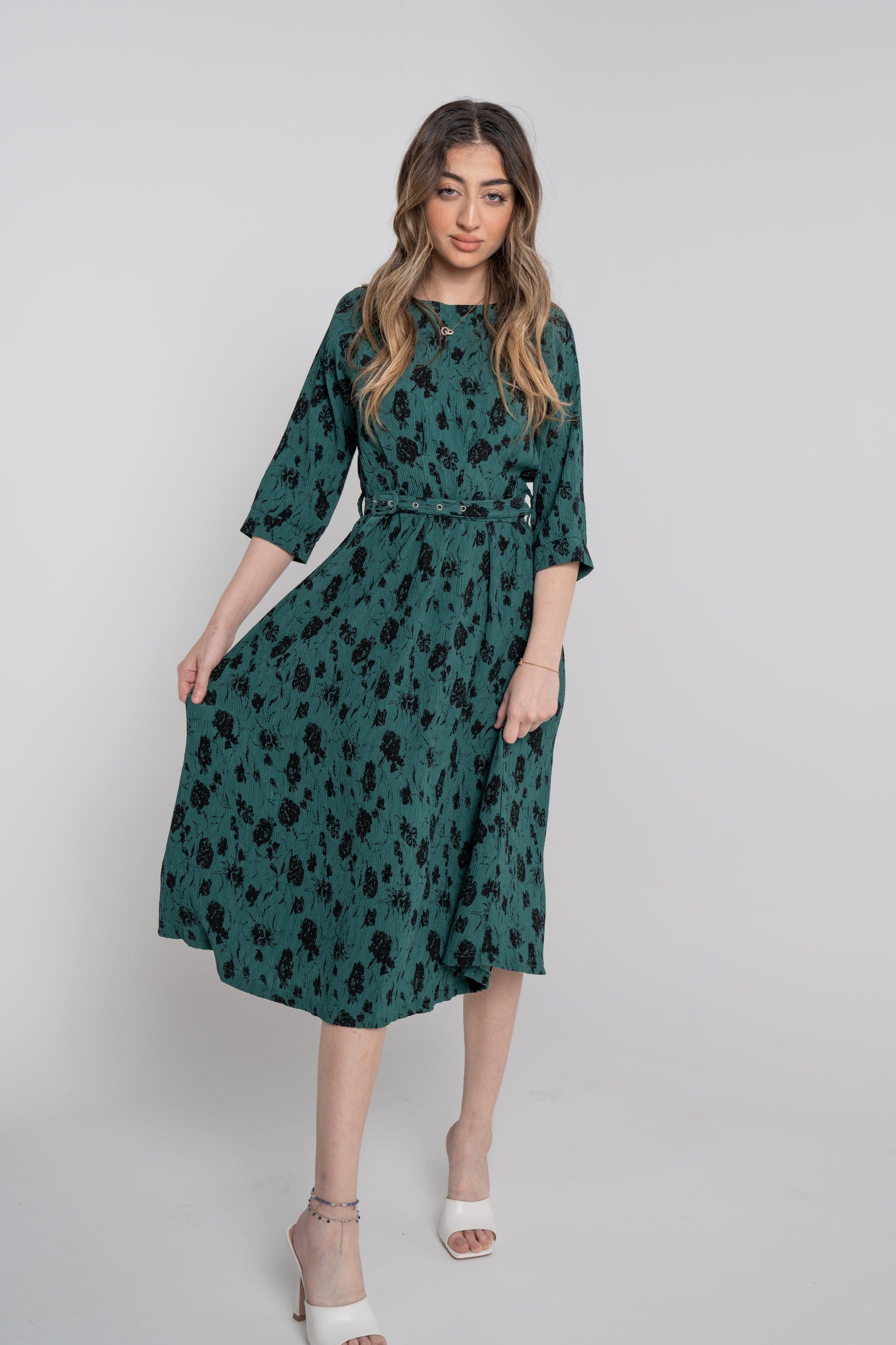 نتشي فستان ميدي مخصر مشجر 3/4 كم نسائي