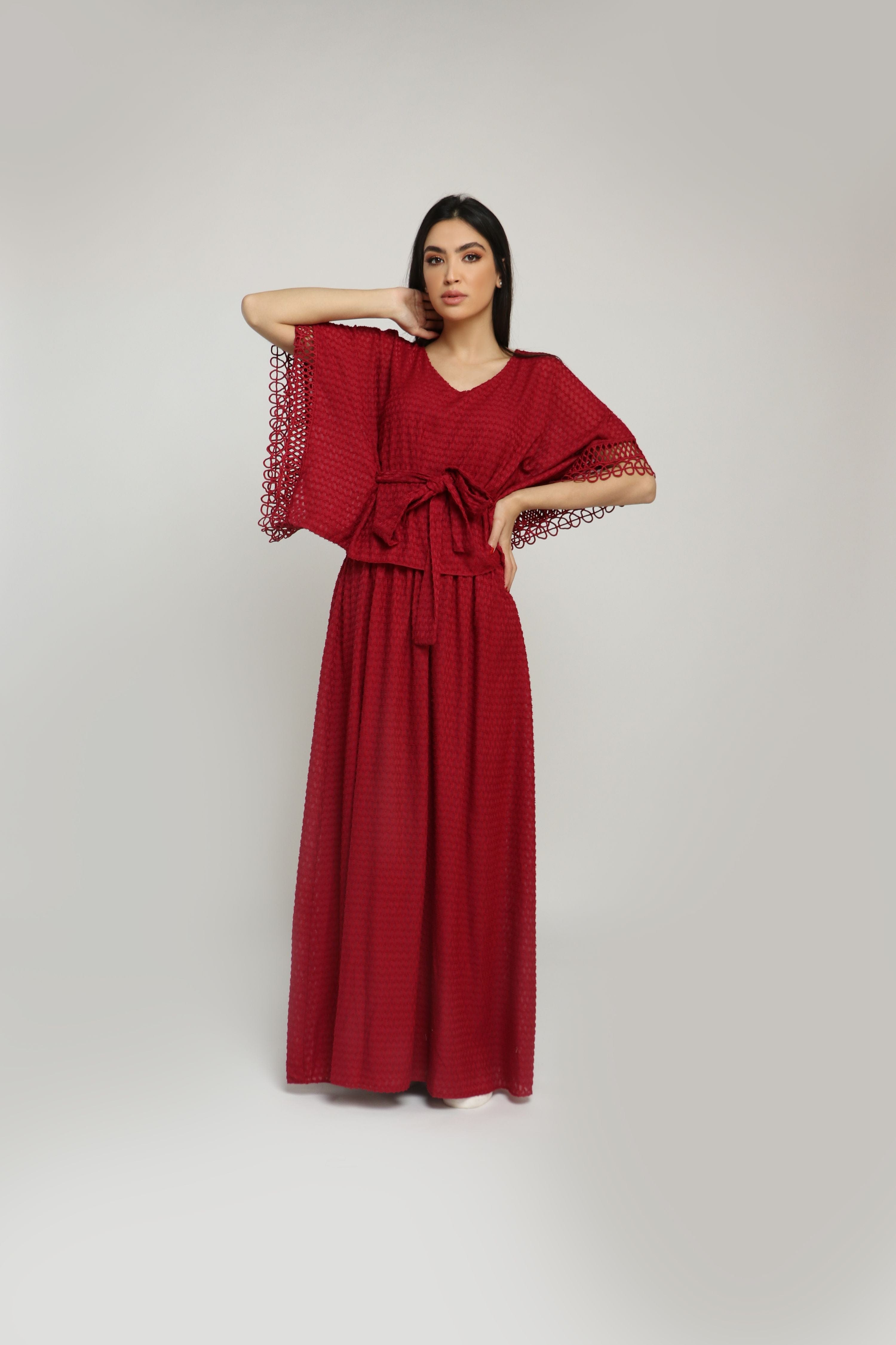 نتشي فستان طويل بوليستر نص كم واسع فراشة