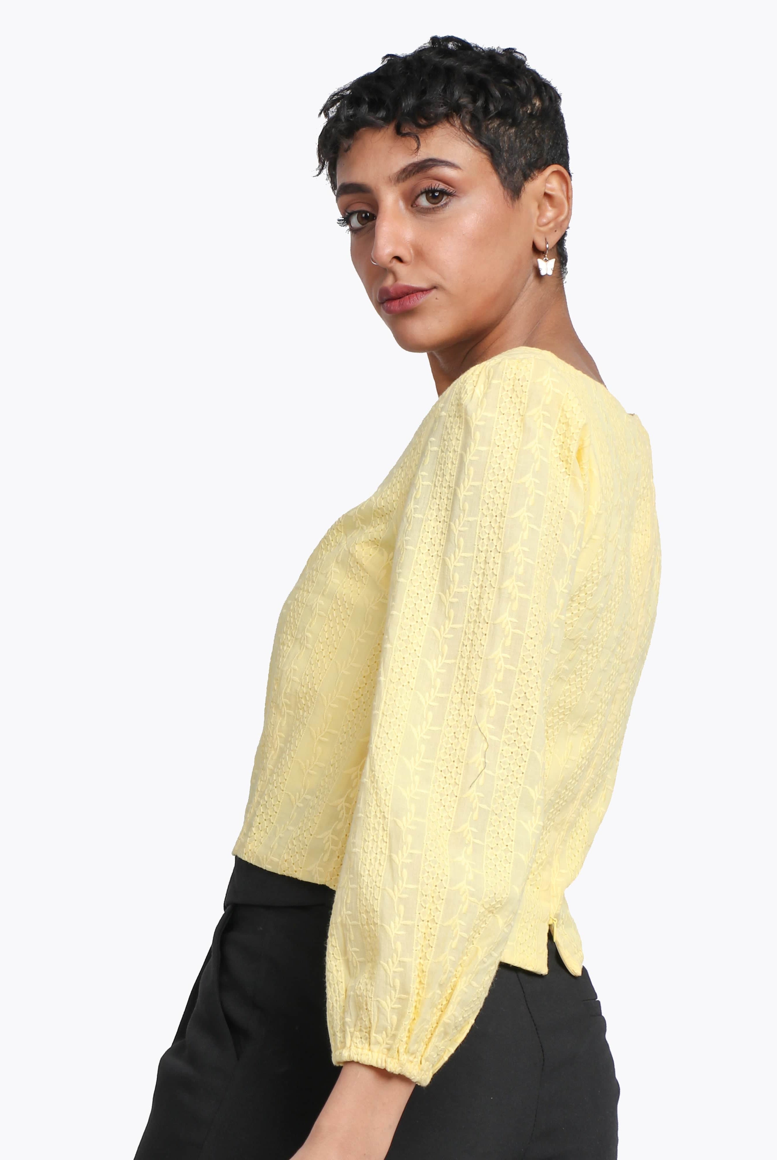 نتشي بلوزة رسمية بياقة مربعة كم طويل نسائي