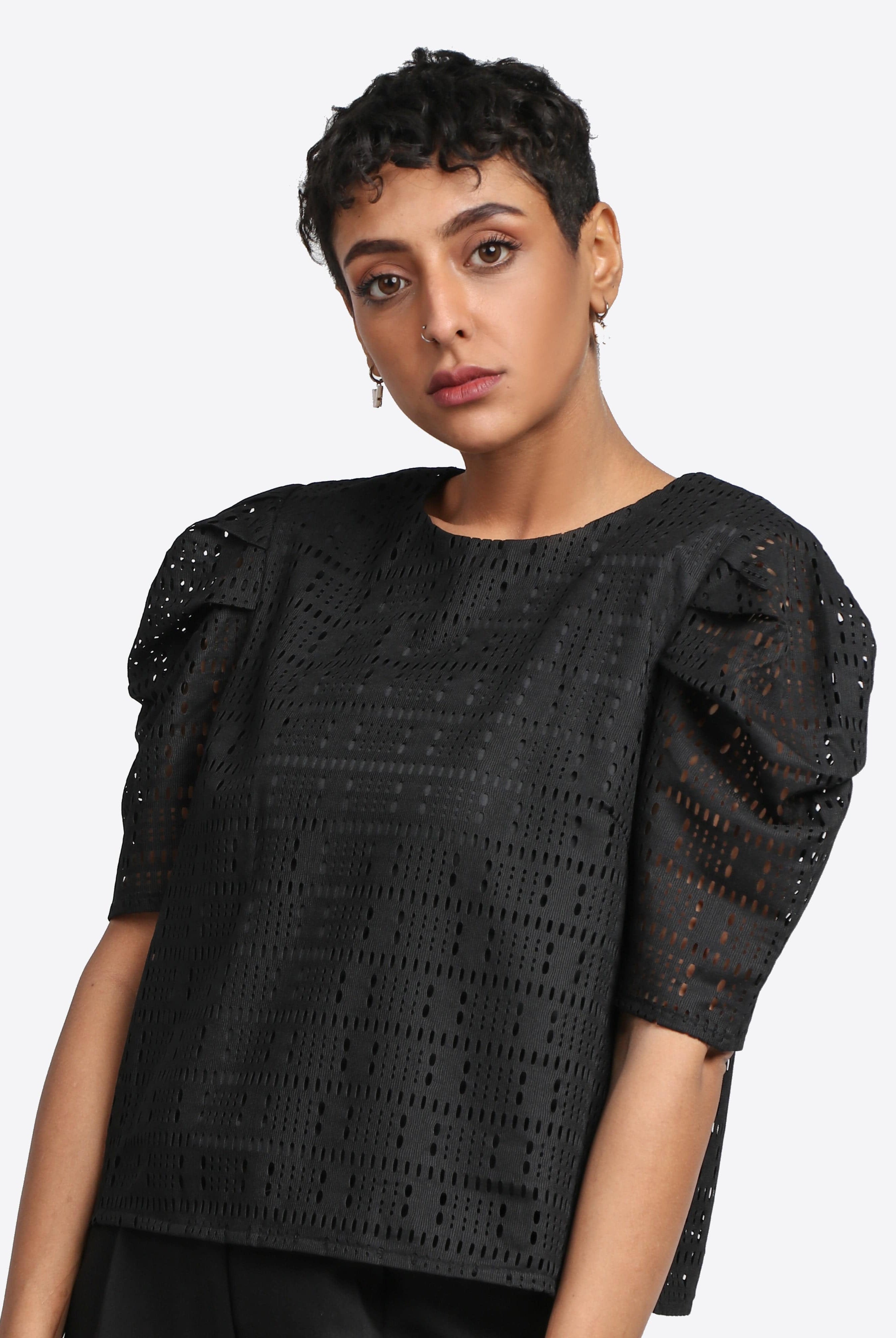 نتشي بلوزة كلاسيك دانتيل نسائية