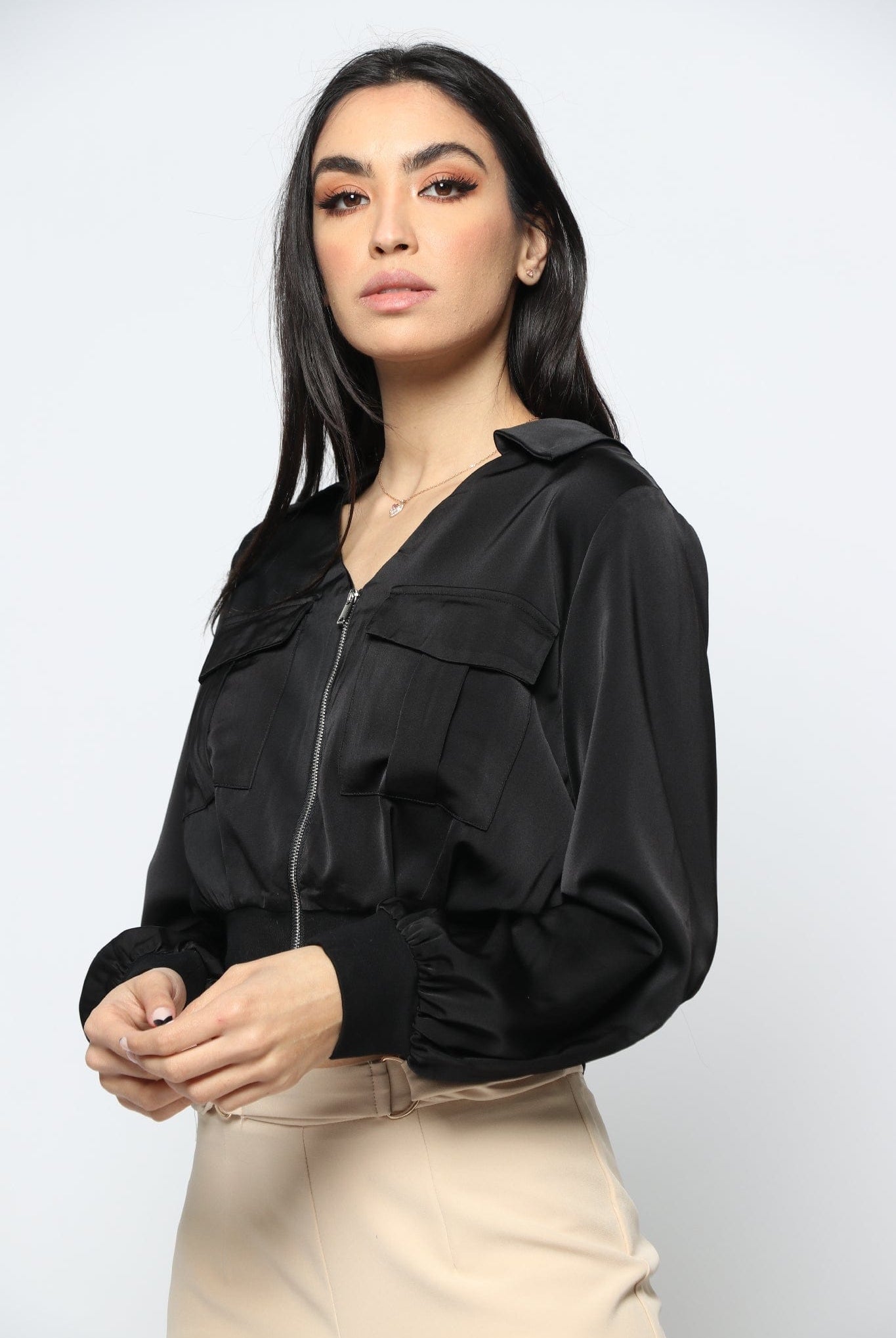 نتشي بلوزة نص بطن مخصر بسحاب كم طويل نسائي