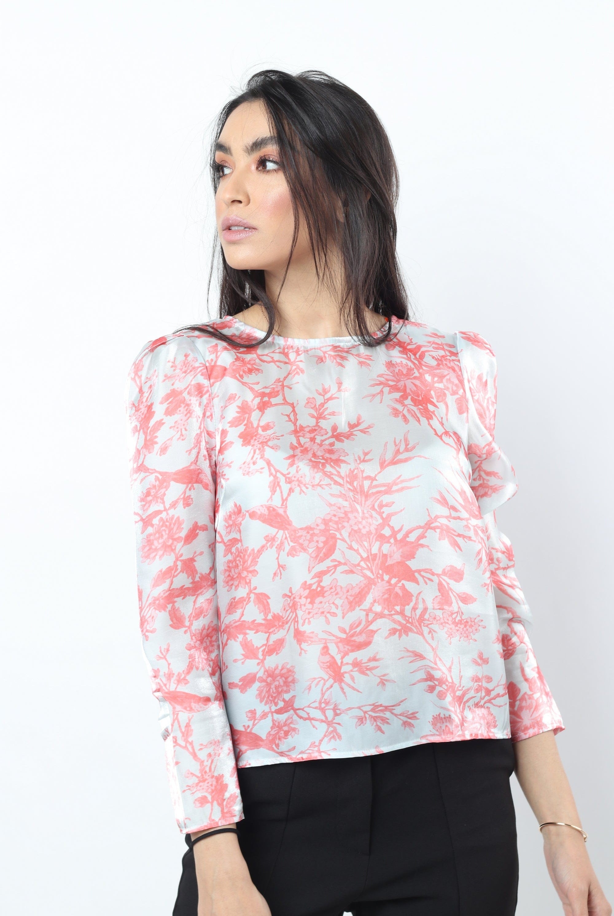 نتشي بلوزة مشجرة بكم طويل نسائي وردي