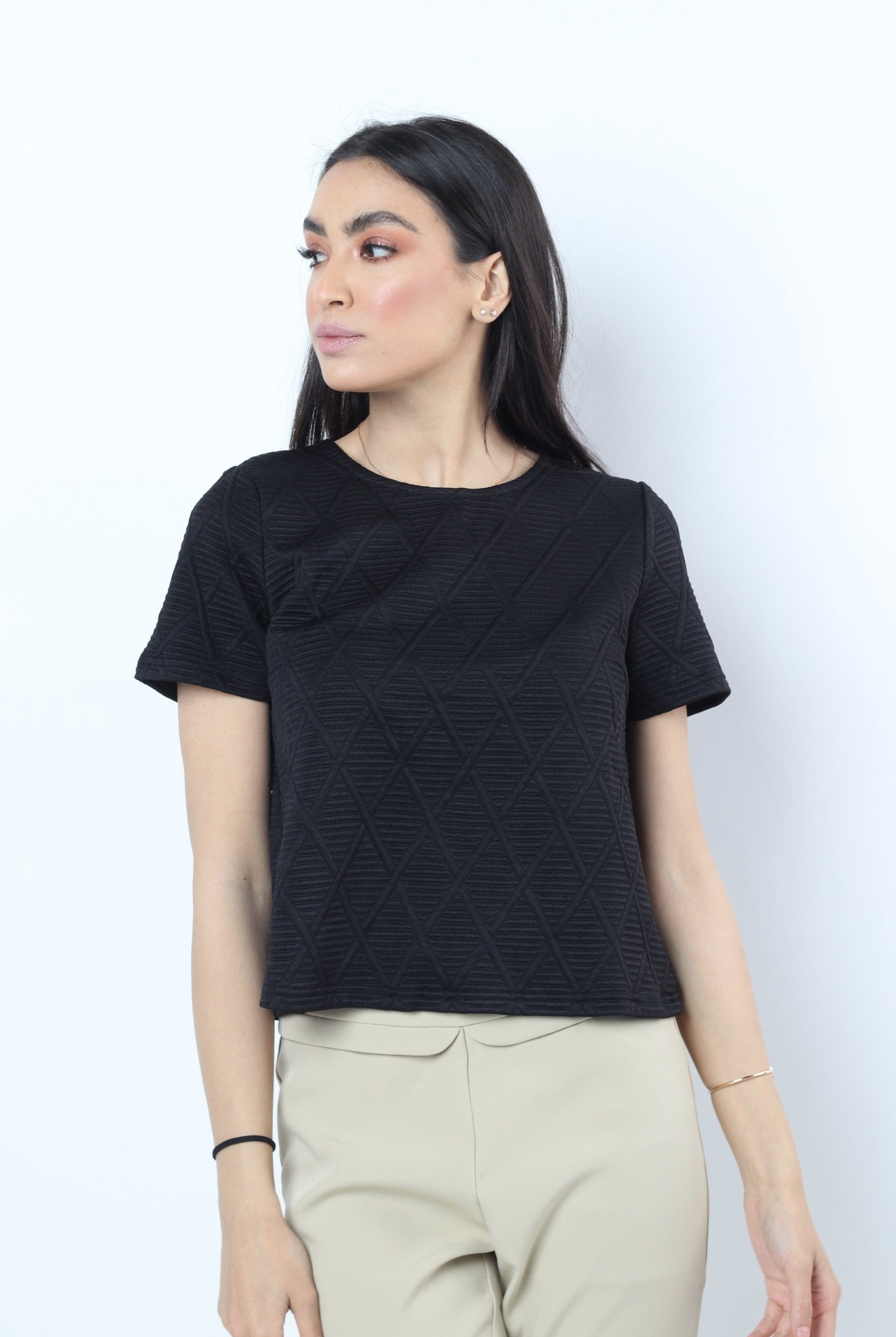 نتشي بلوزة قطن على نمط مثلثات كم قصير نسائي