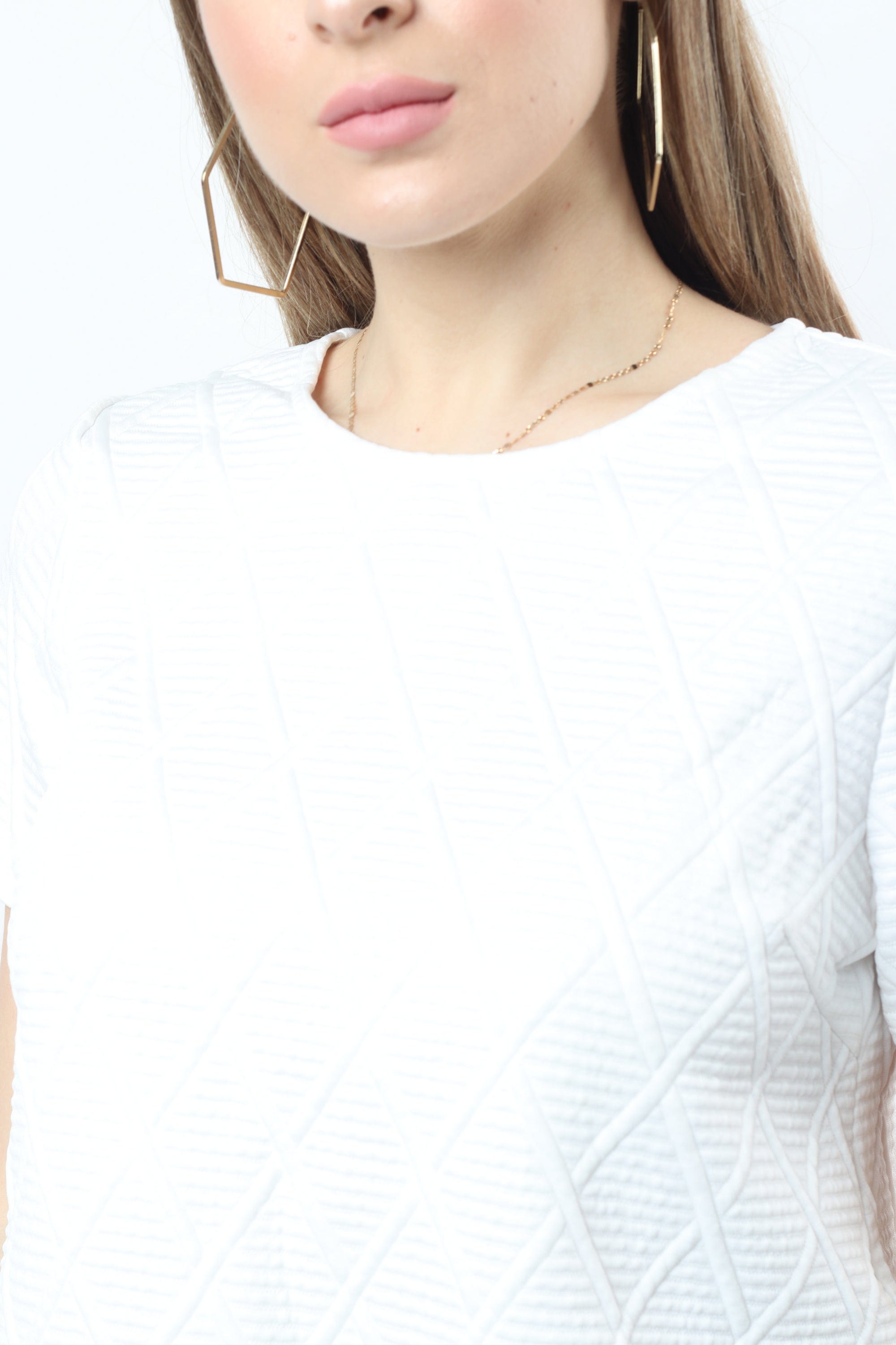 نتشي بلوزة قطن على نمط مثلثات كم قصير نسائي