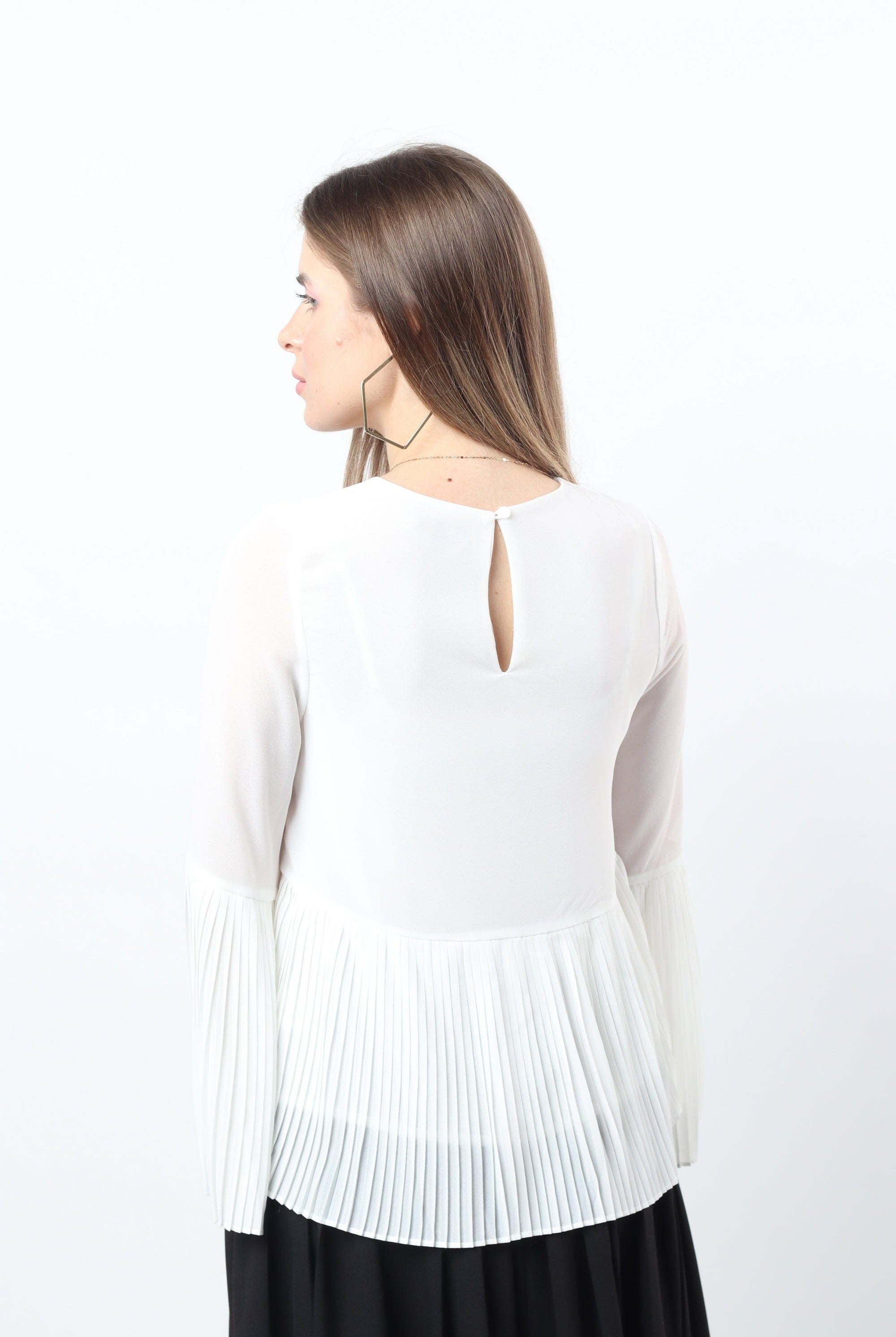 نتشي بلوزة بكسرات بليسيه من أسفل وكم طويل نسائي