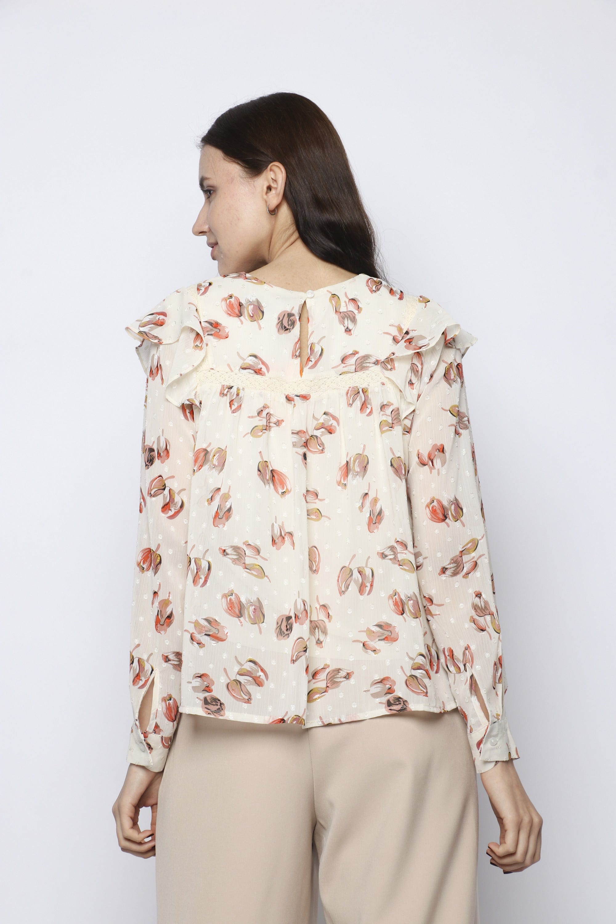 نتشي بلوزة مشجرة مزينة بطبعات من الورود نسائي