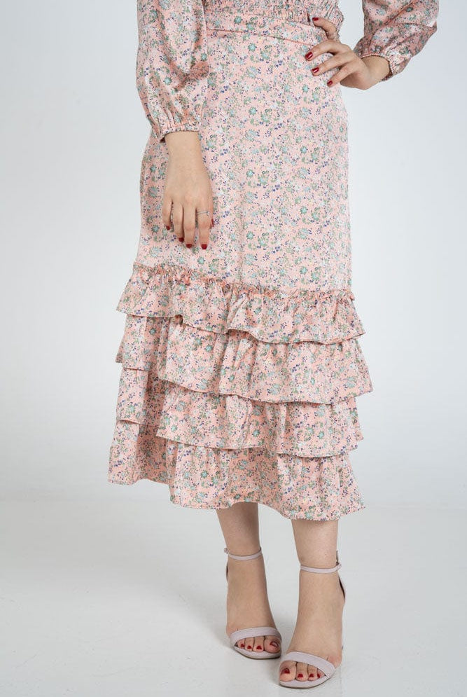 نتشي تنورة ميدي منقوشة مزينة كشكش طبقات من الأسفل