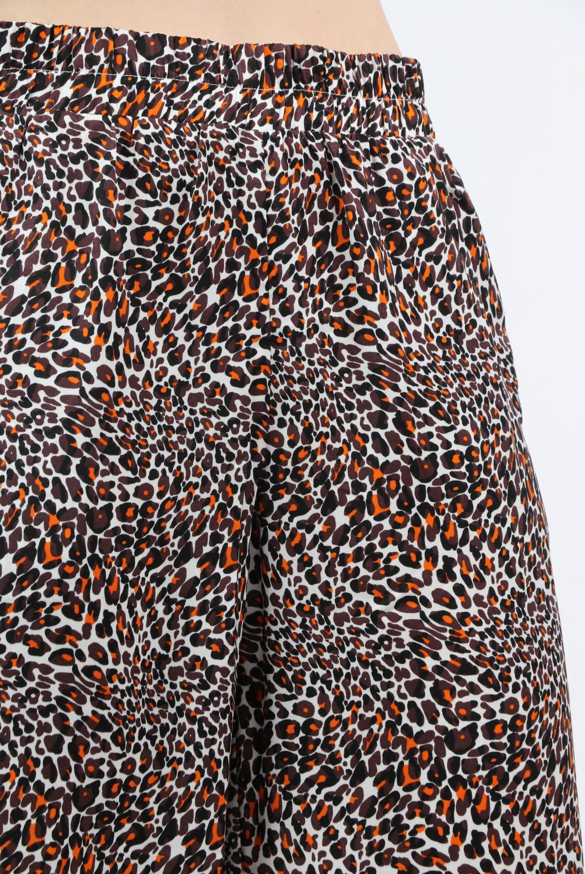 نتشي بنطلون تايجر هاي ويست واسع طويل نسائي