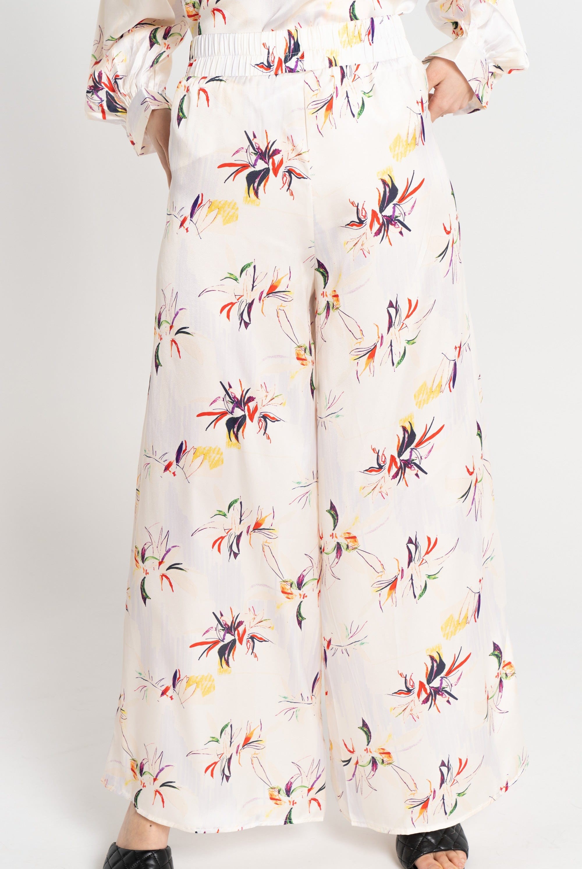 نتشي بنطلون نسائي وسيع بخصر عالي مطبوع