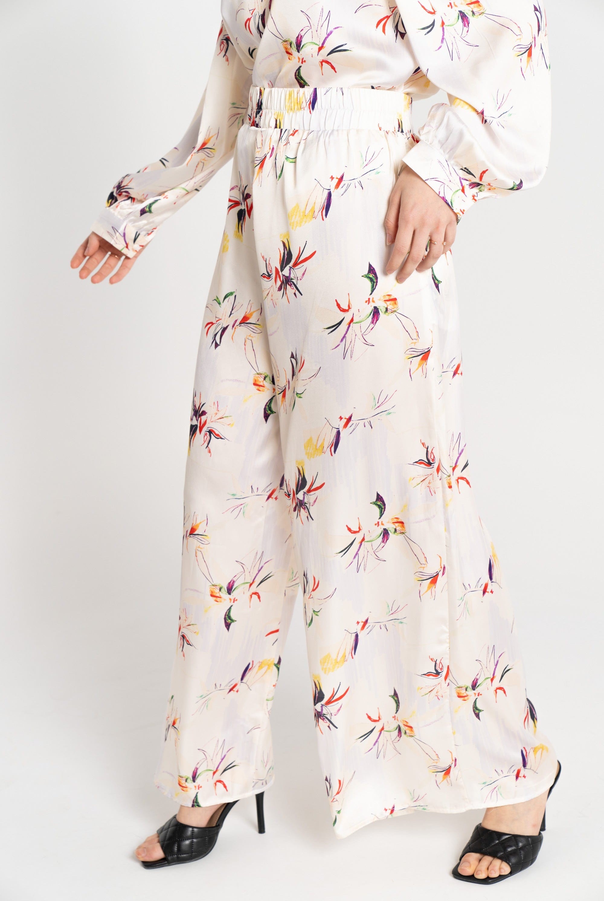 نتشي بنطلون نسائي وسيع بخصر عالي مطبوع