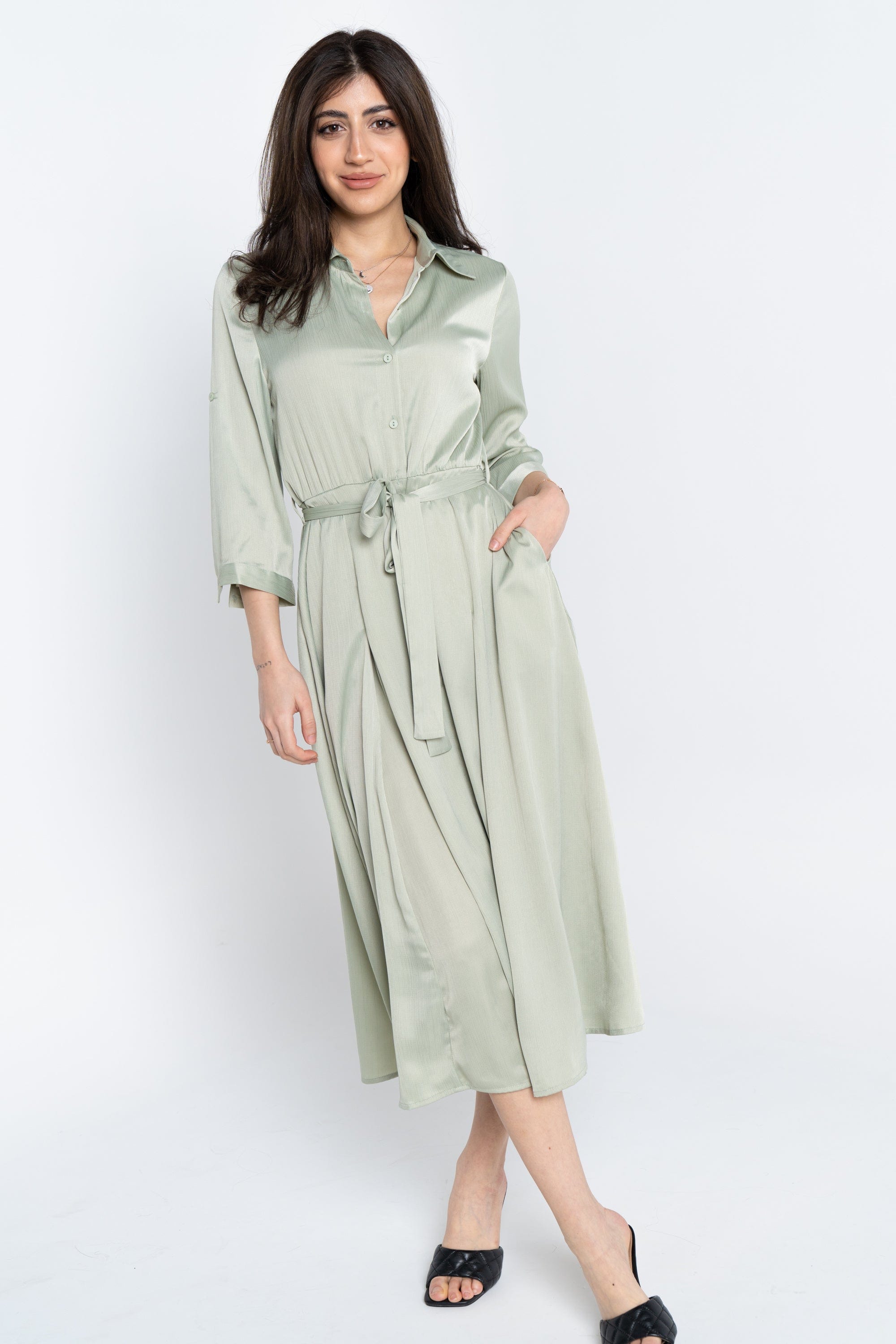 نتشي فستان ميدي نسائي سادة بحزام وأزرار أمامية 3/4 كم