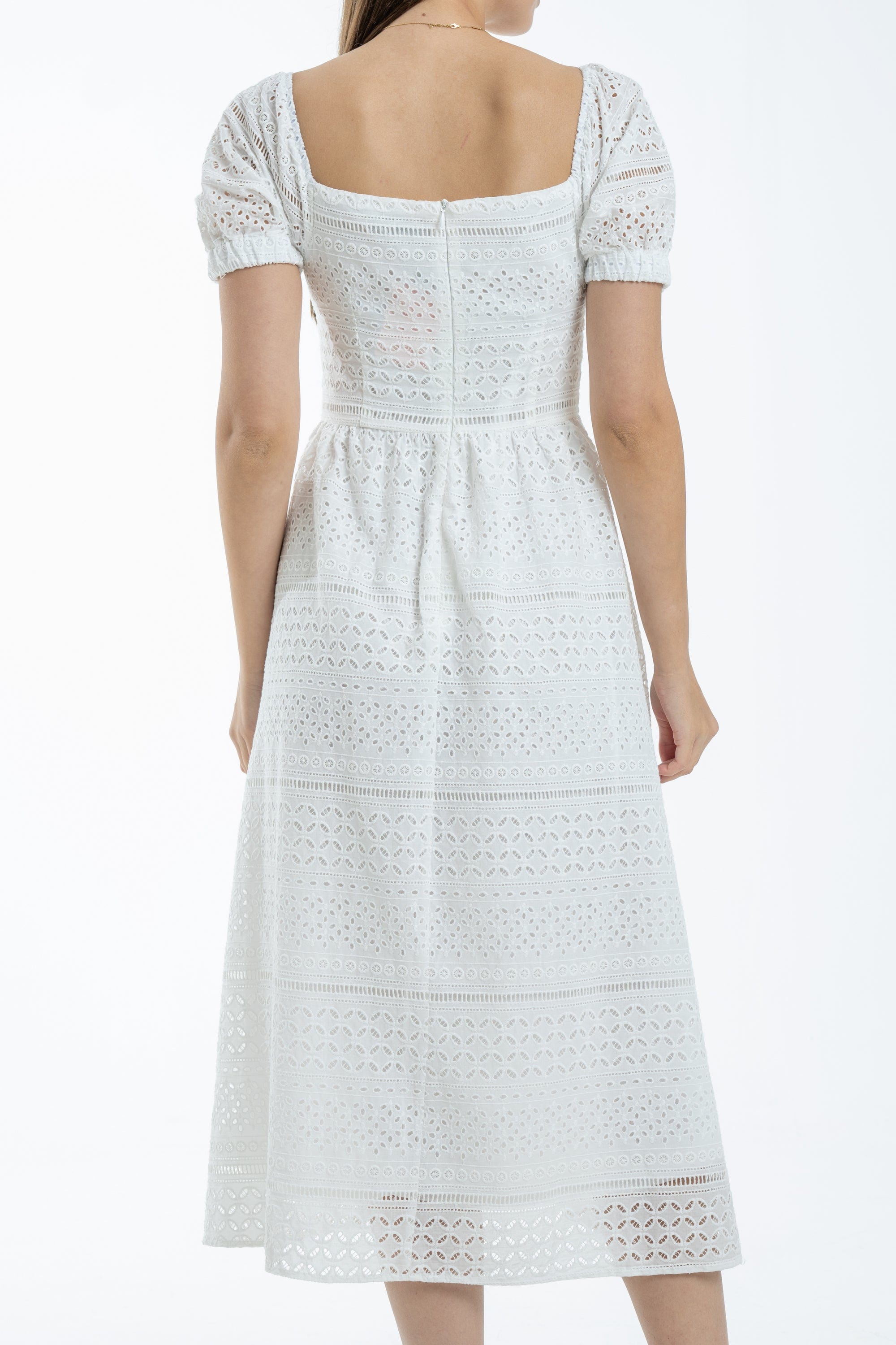 نتشي فستان نسائي ميدي بفتحة صدر مربعة