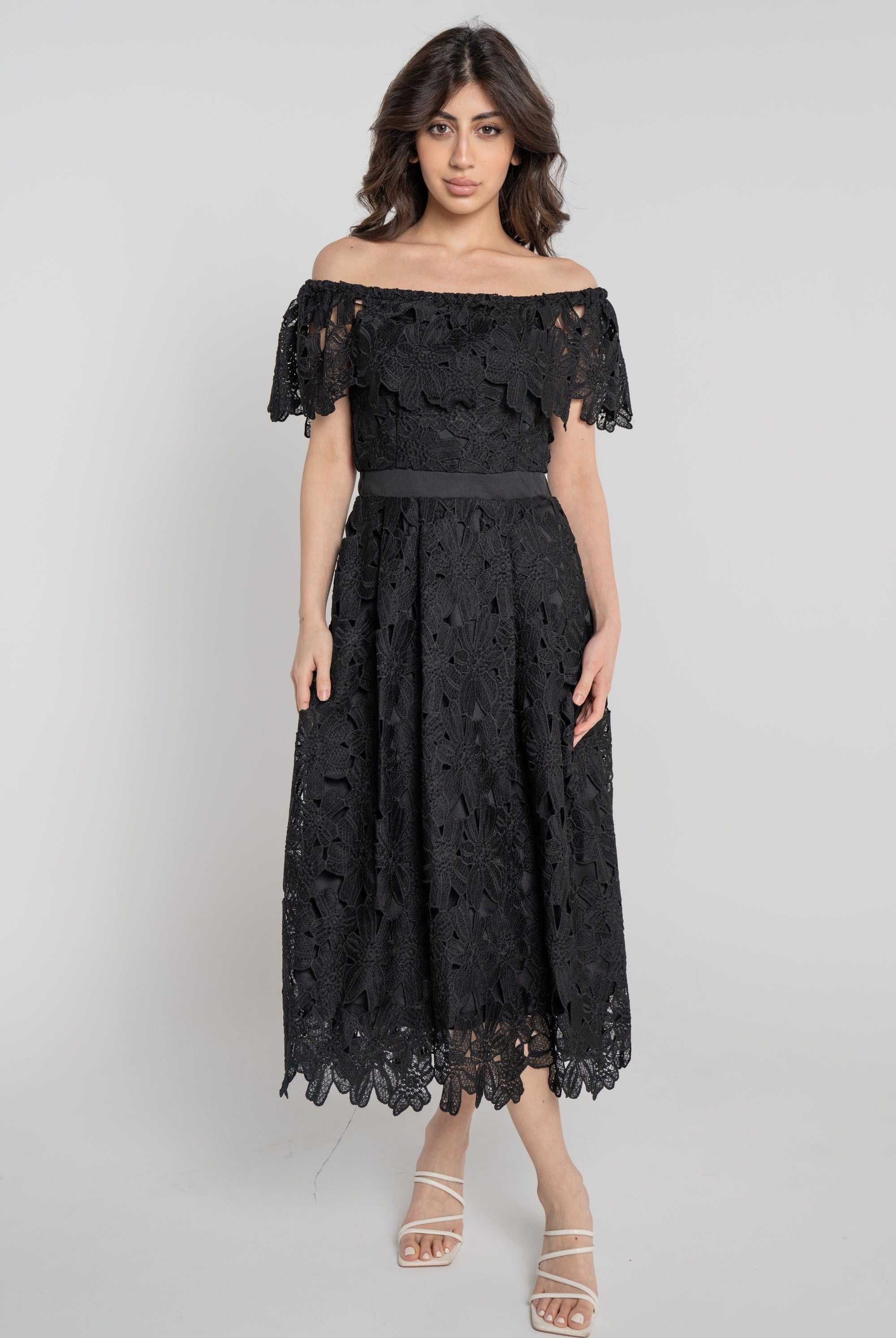 نتشي فستان ميدي مخصر مخرم أوف شولدر نسائي