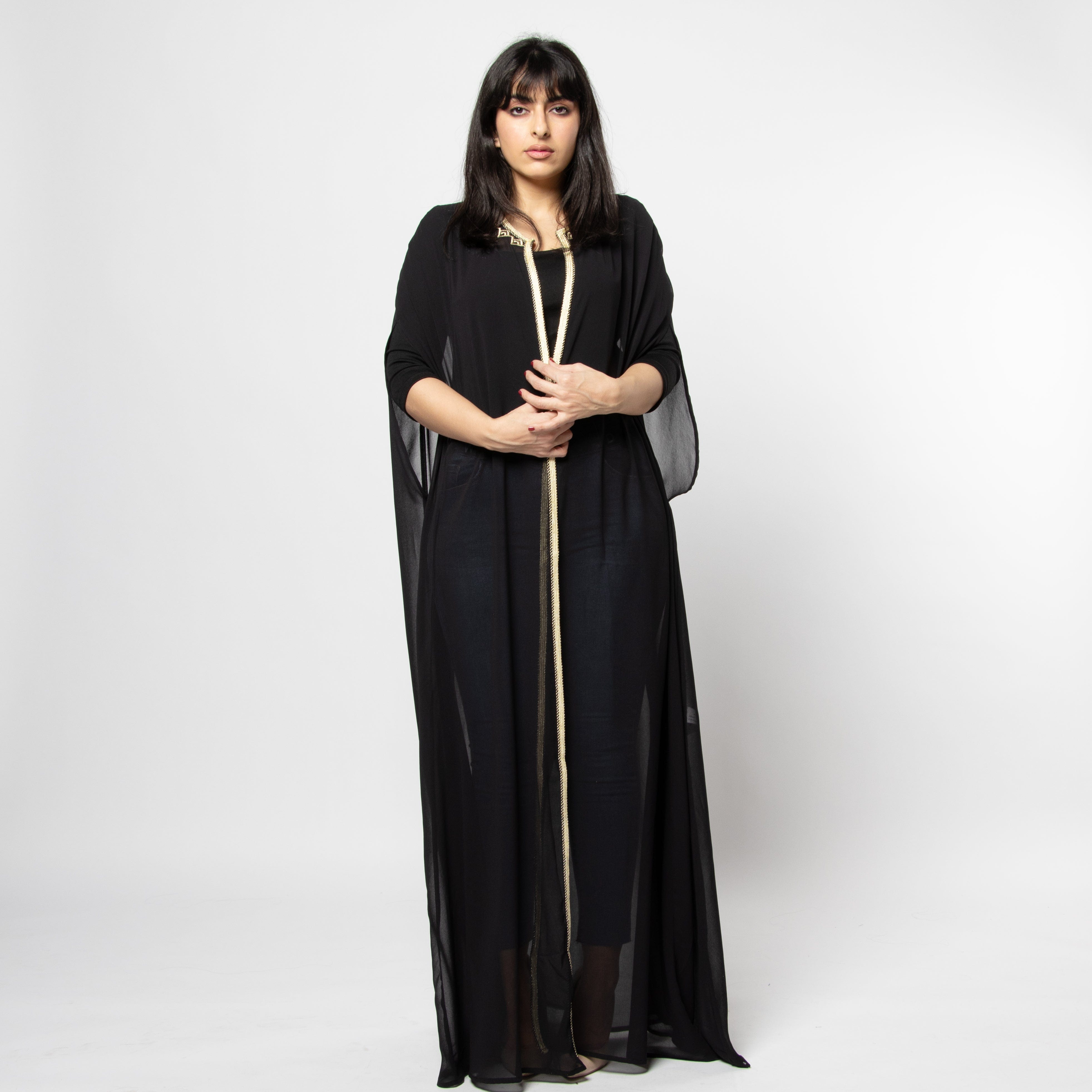 ديامانتين سلهام نسائي شيفون مزين بفتحتين للذراعين وبتطريز على دائرة الصدر أسود