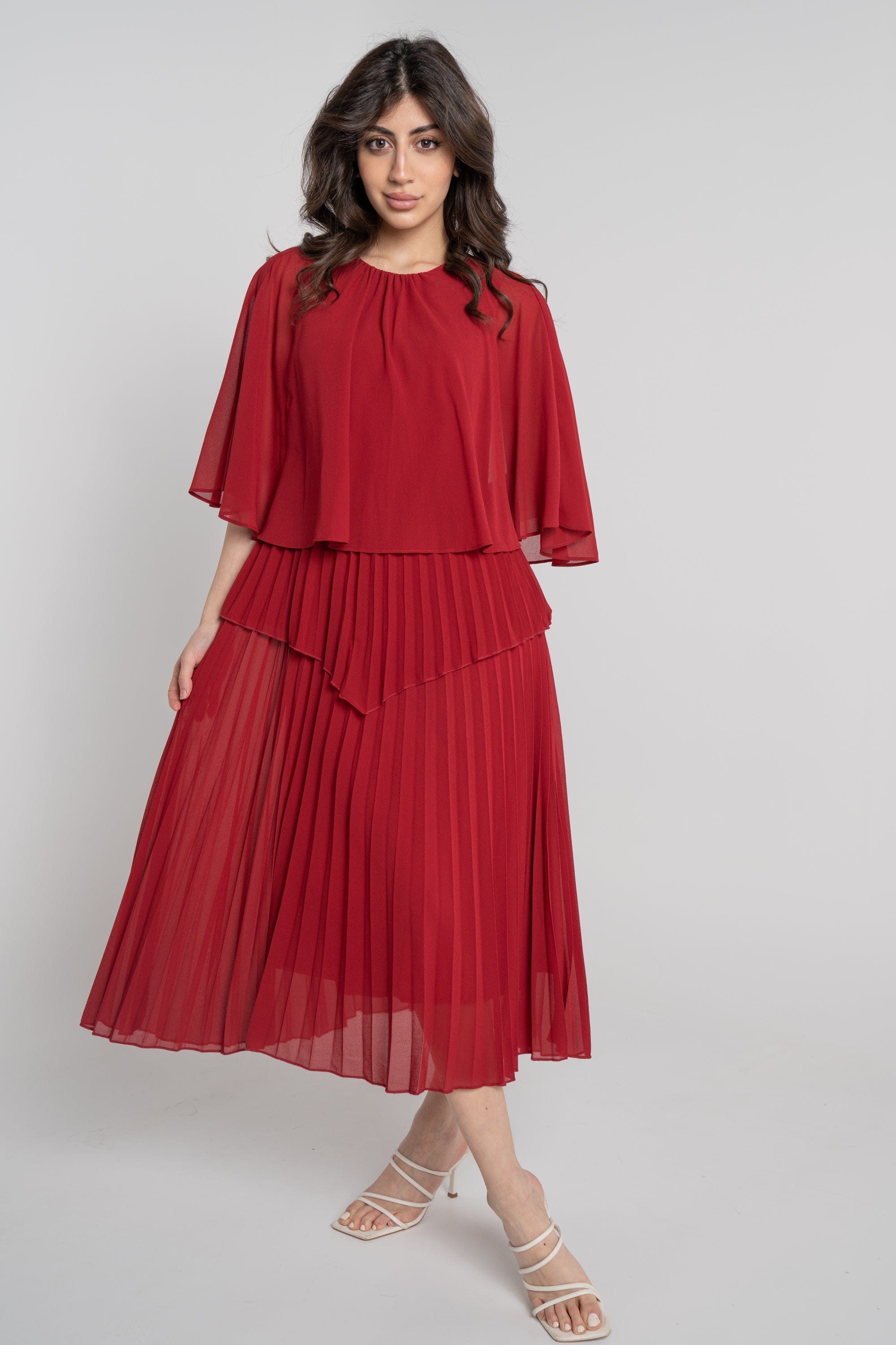 نتشي فستان ميدي سادة بتنورة بليسيه نص كم نسائي