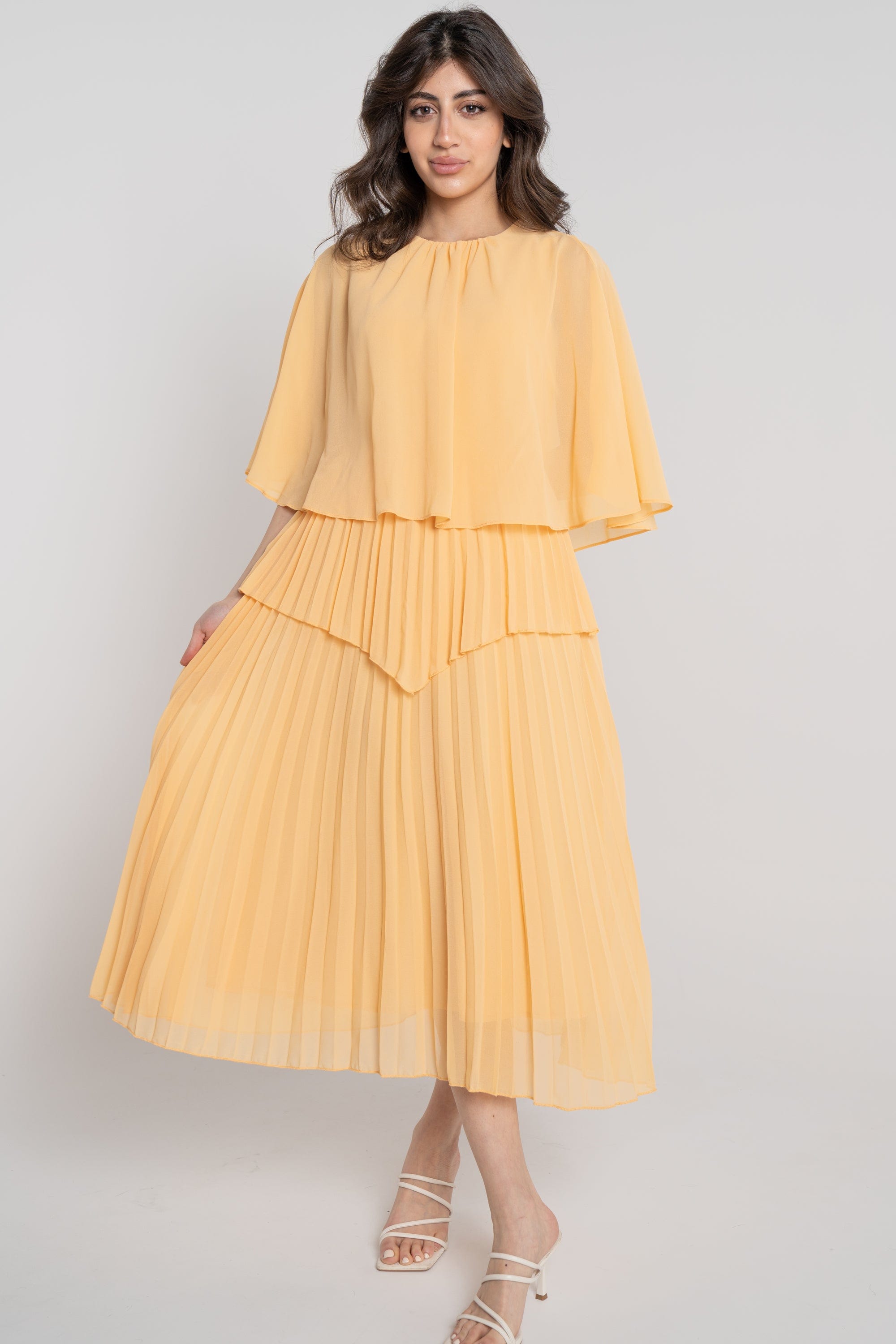 نتشي فستان ميدي سادة بتنورة بليسيه نص كم نسائي