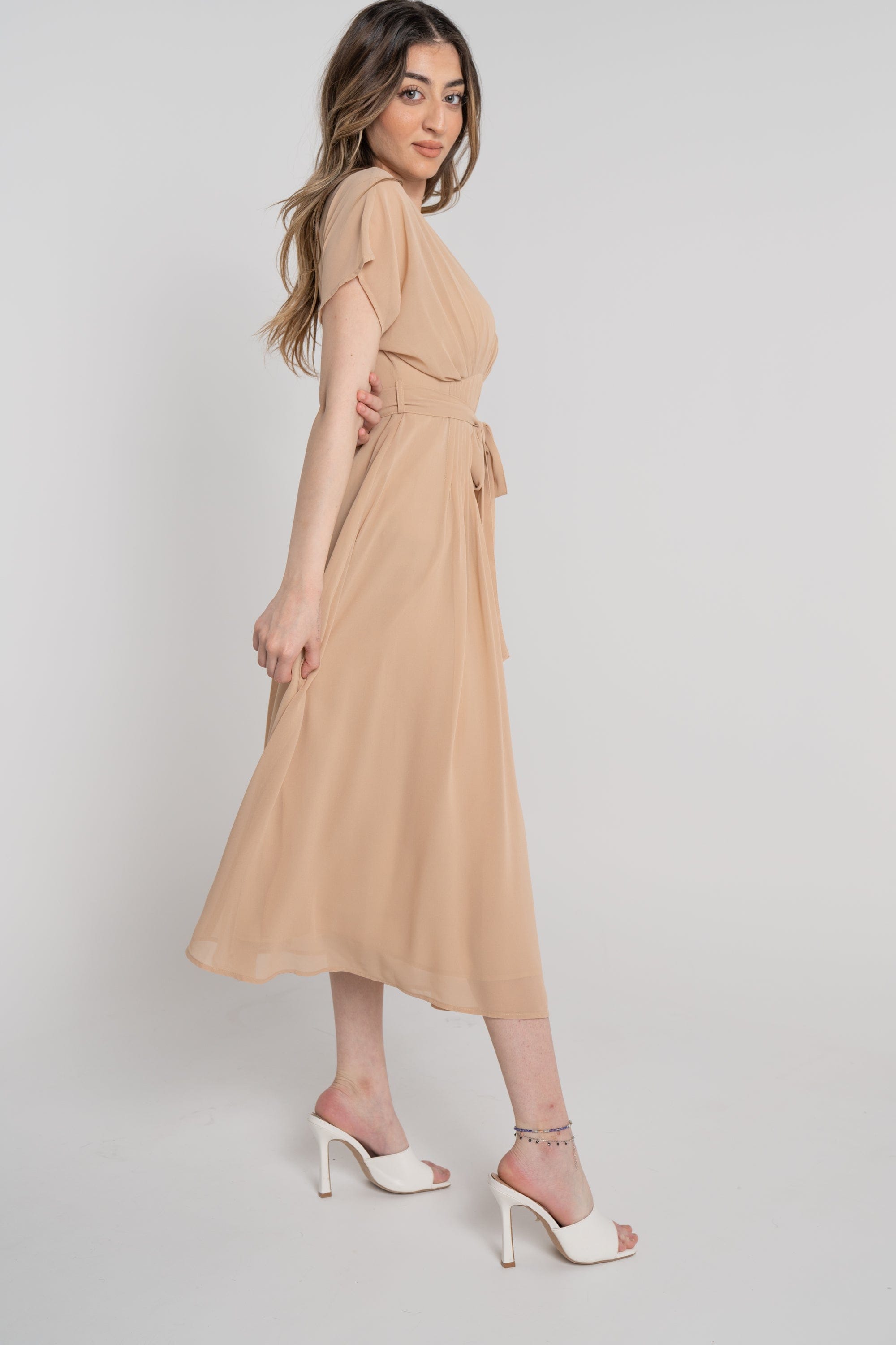 نتشي فستان ميدي سادة مخصر كم قصير مفتوح نسائي