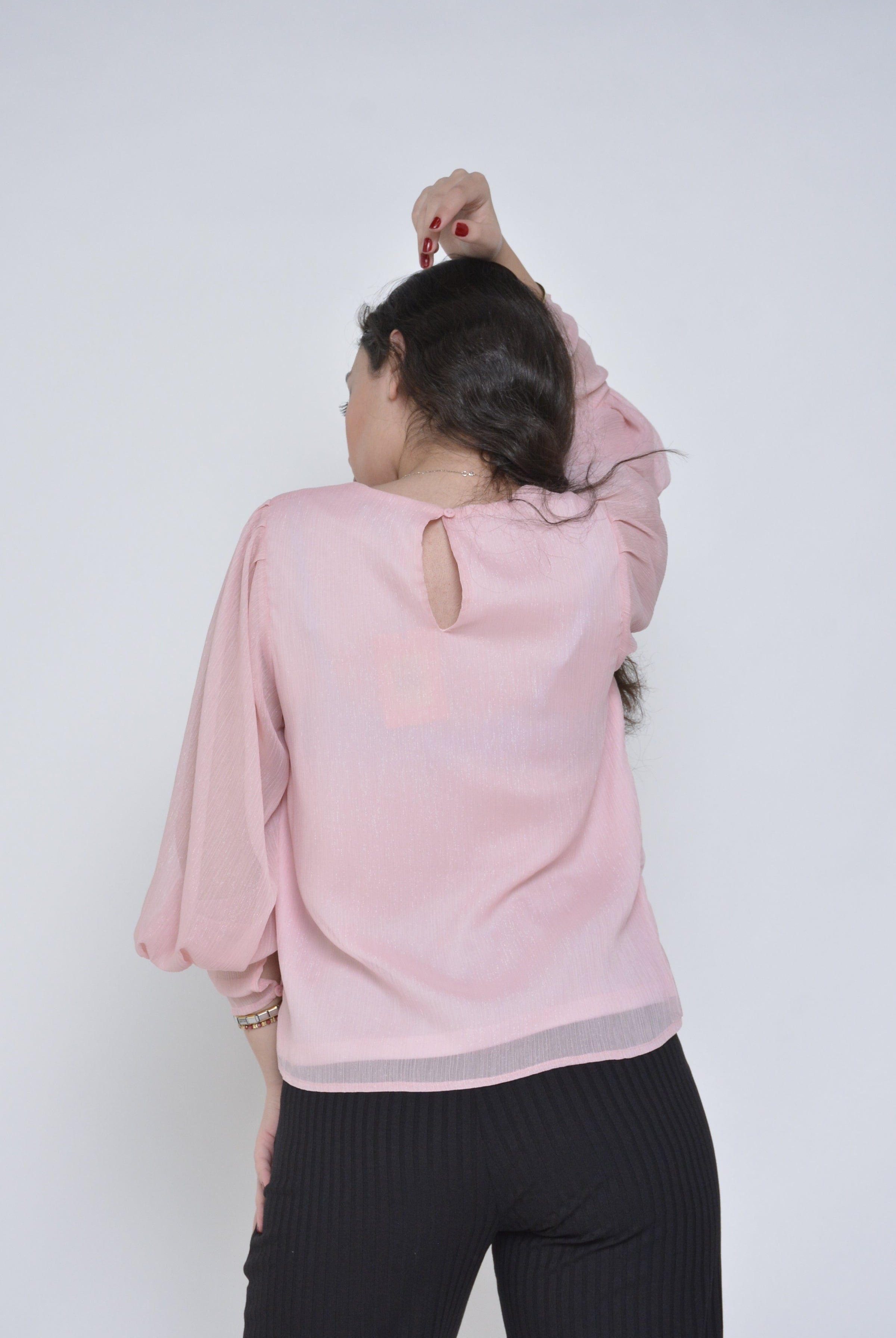 نتشي بلوزة شيفون كم طويل واسع وأساور نسائية