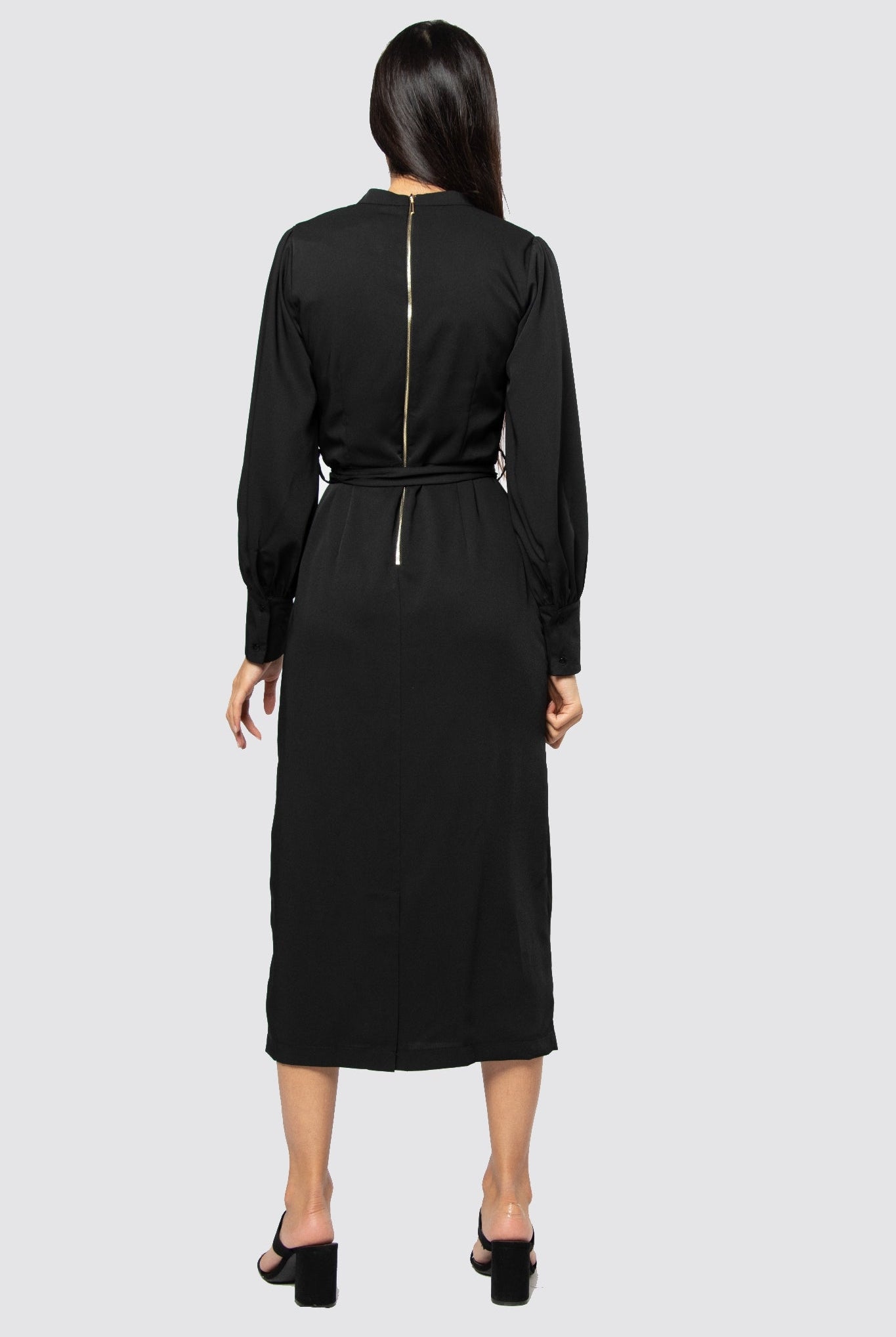 نتشي فستان طويل الأكمام ومنفوخة ماكسي