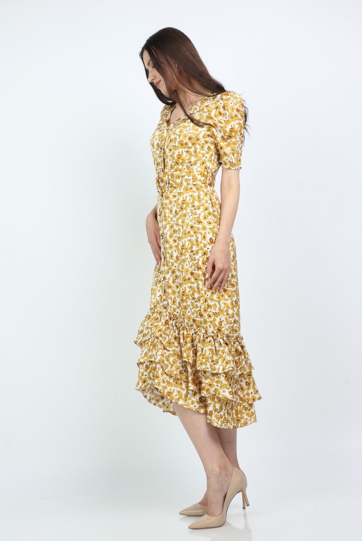 نتشي فستان ميدي ببأكمام منفوخة قصيرة مشجر