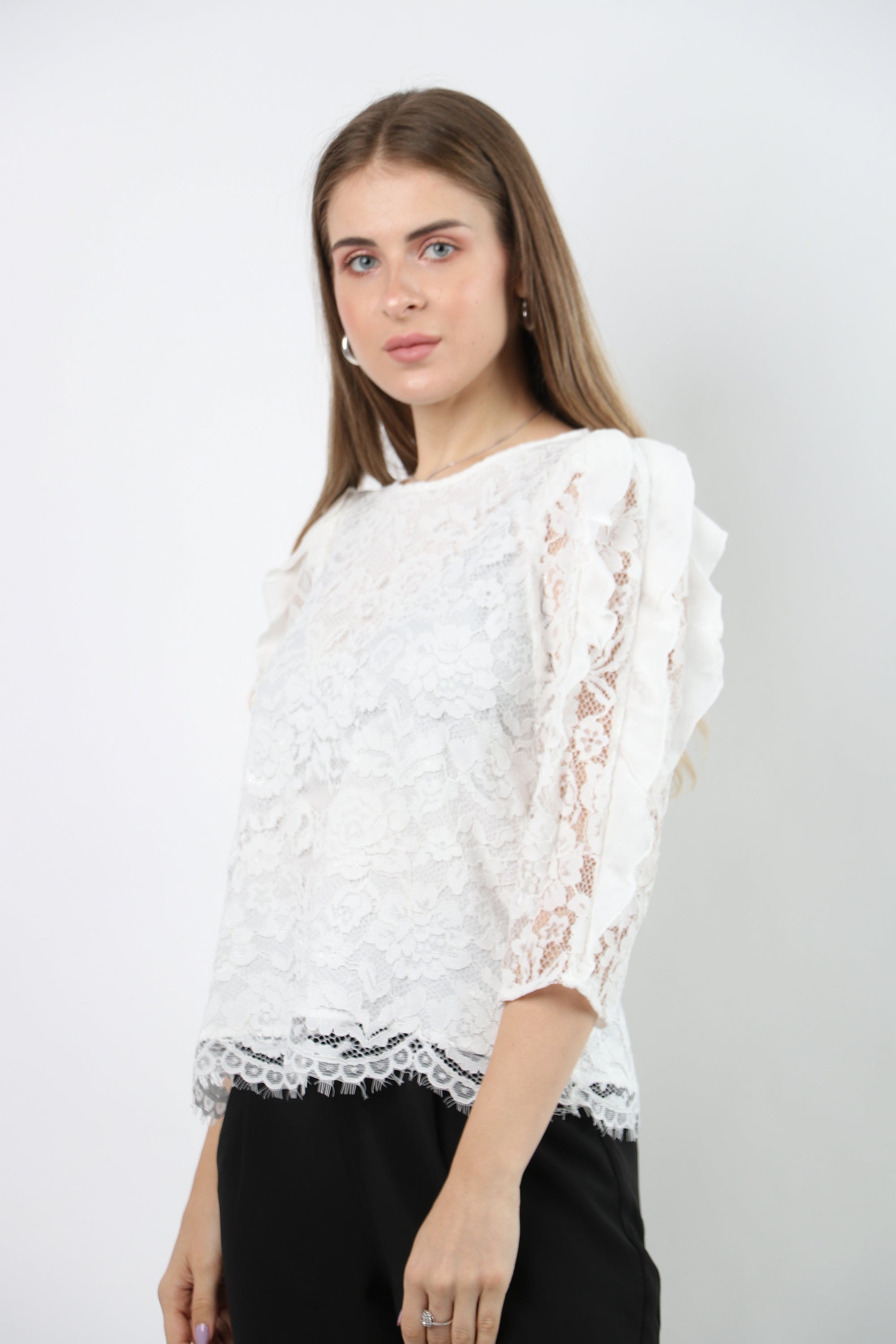 نتشي بلوزة مخرمة بأكمام 3/4 نسائي