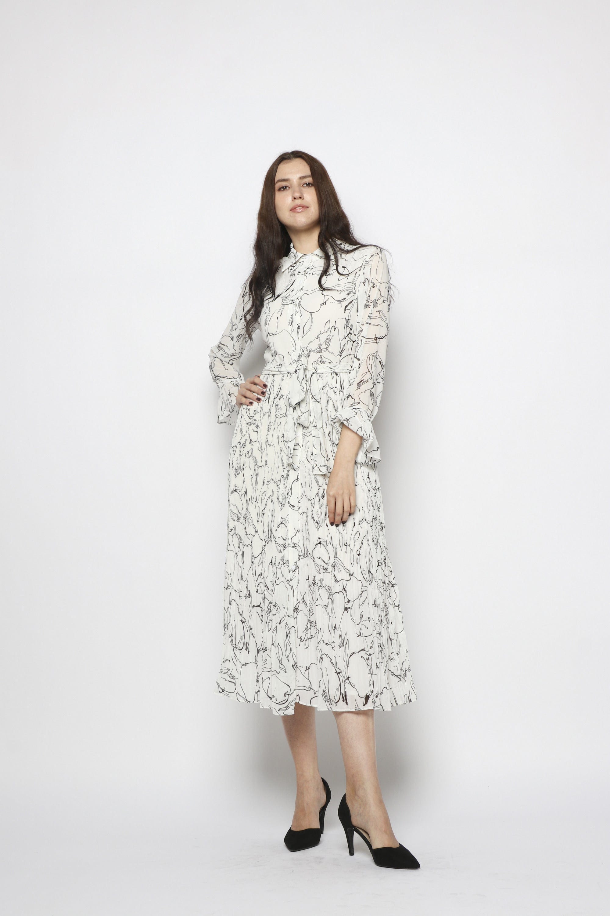 نتشي فستان ميدي شيفون بياقة كلاسيكية وأكمام طويلة