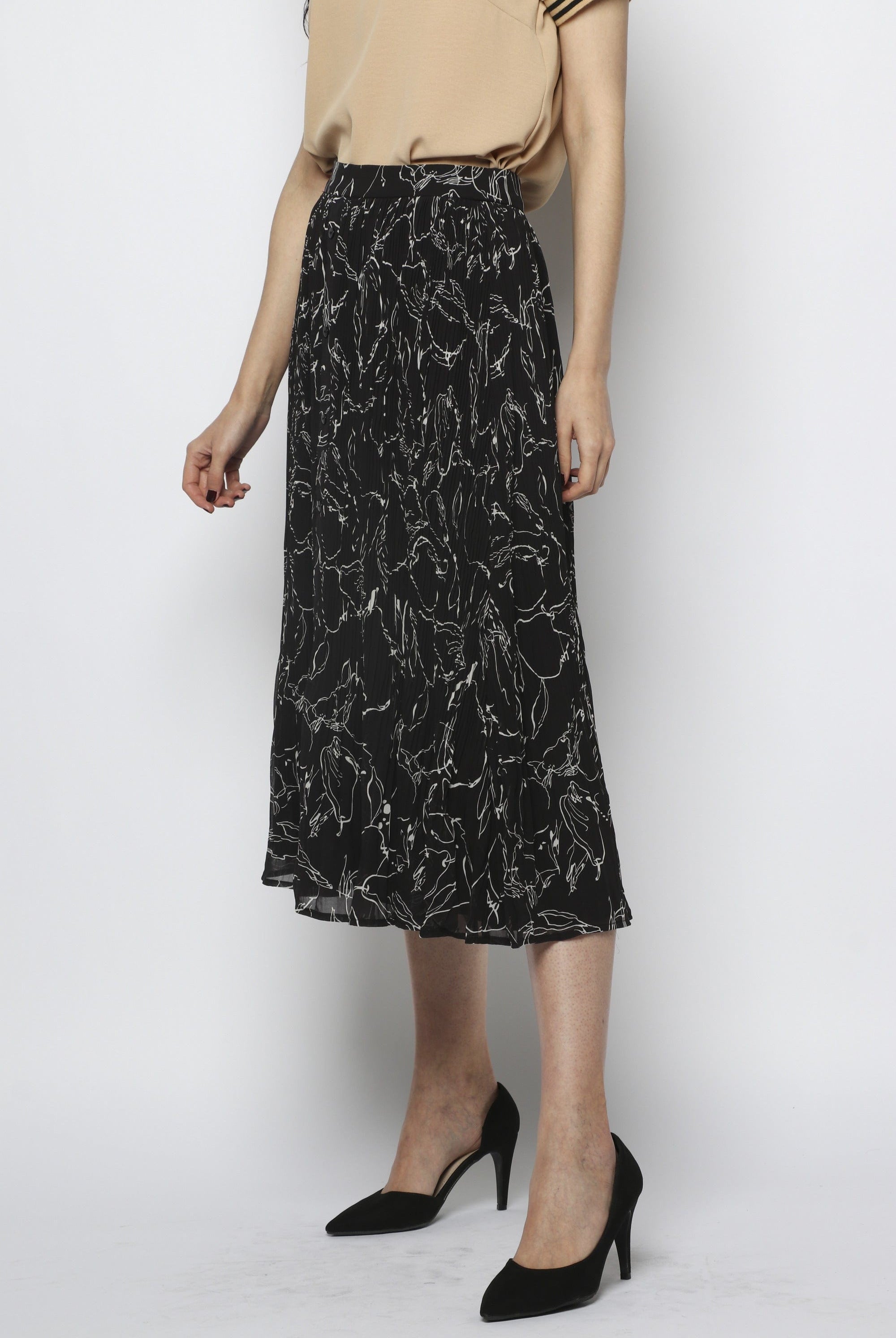 نتشي تنورة ميدي شيفون مزينة بطبعات مزودة بأزرار أمامية