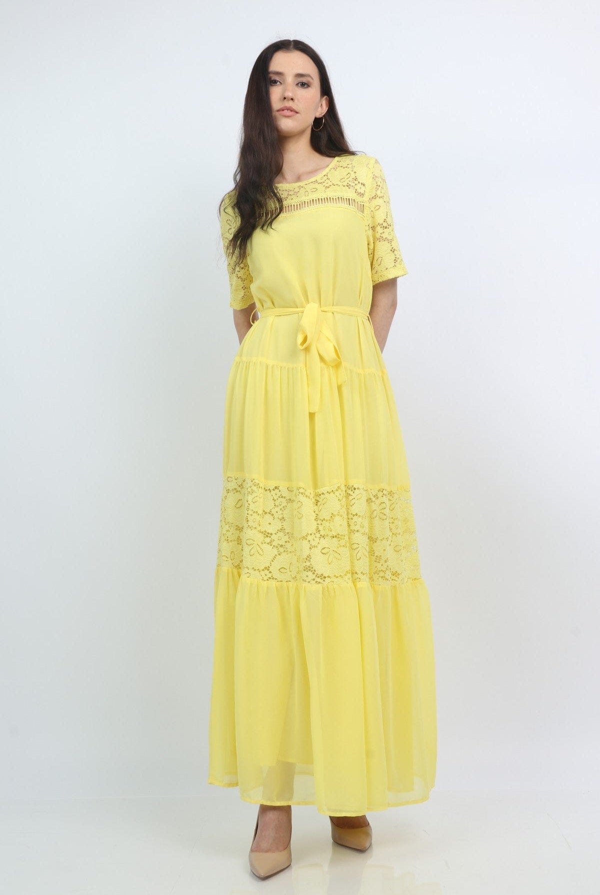 نتشي فستان طويل برباط امامي مزين بدانتيل كم قصير