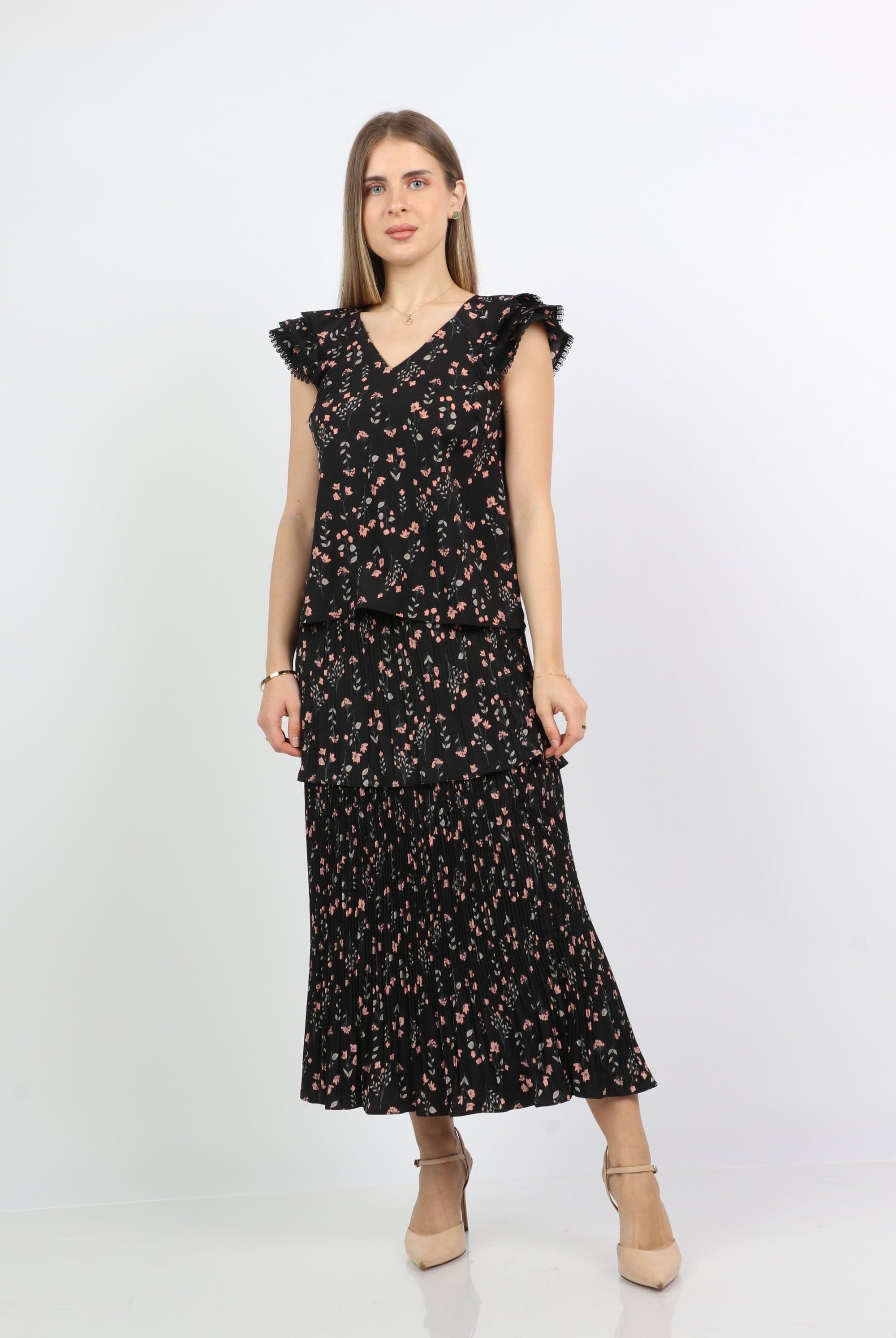 نتشي بلوزة مشجرة طبقات بدون أكمام