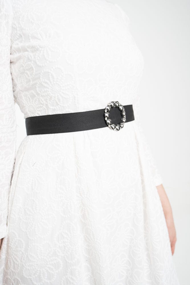 نتشي حزام بتوكة دائرية منقوشة أسود