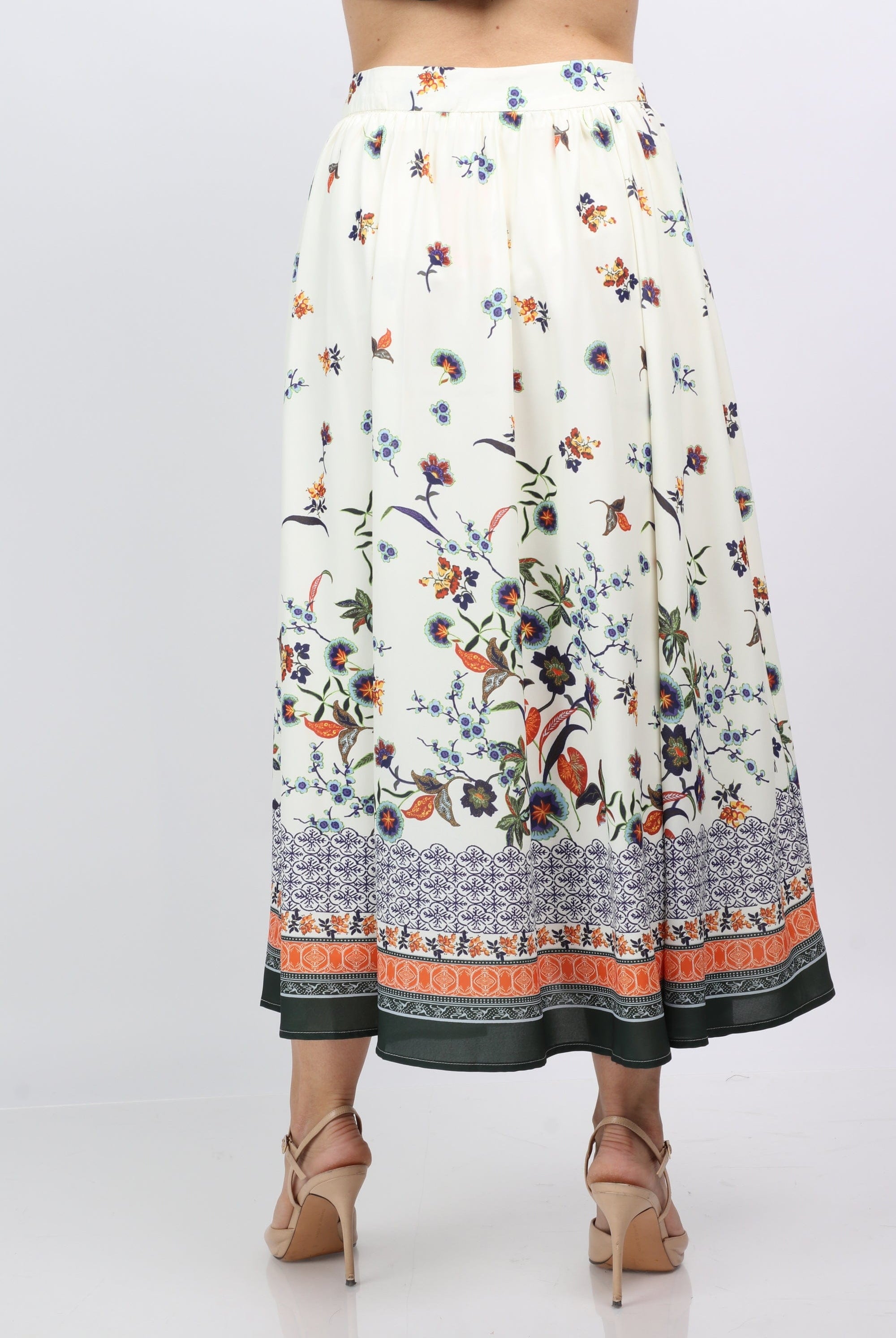 نتشي تنورة ميدي نسائي مزهرة أوف وايت