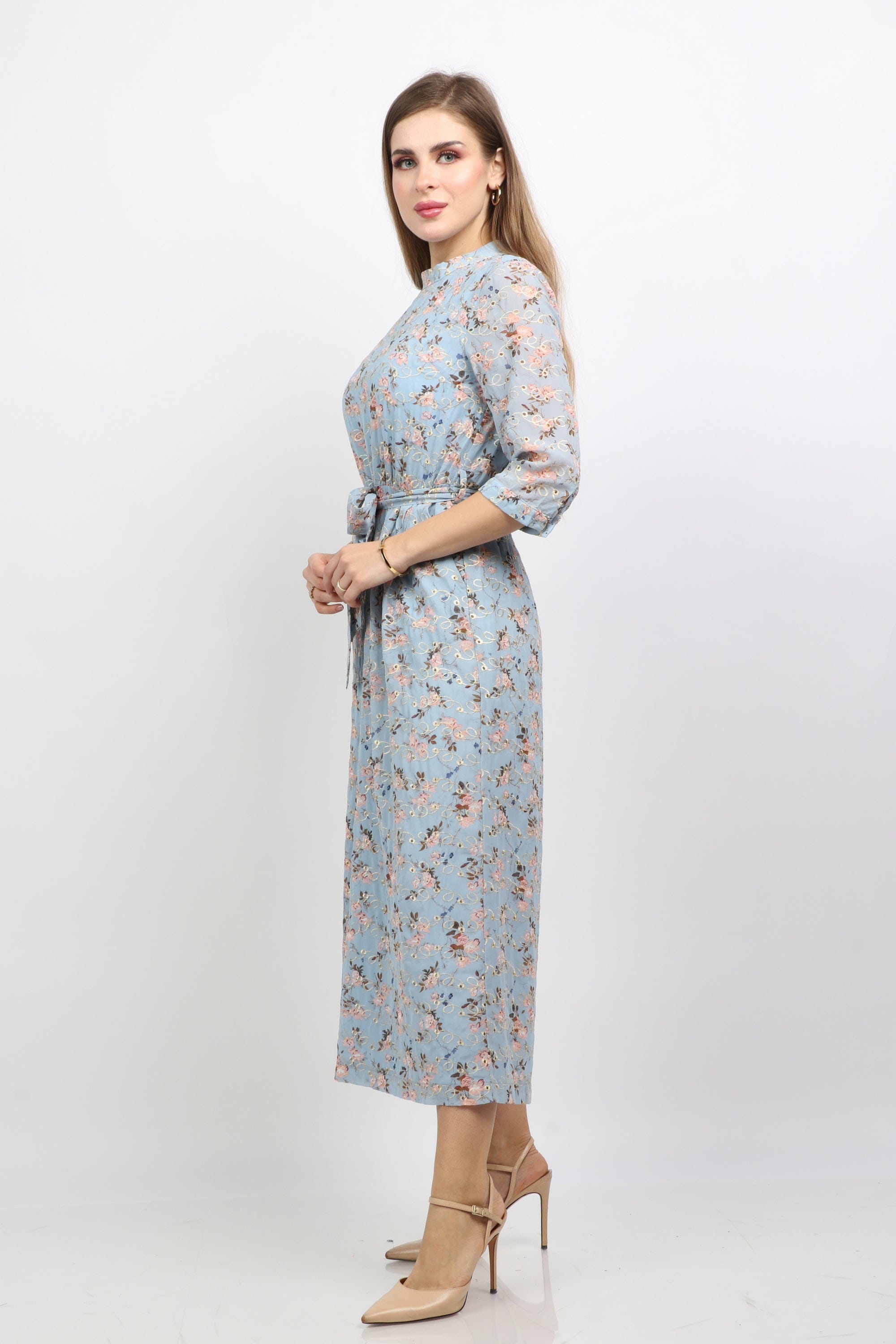 نتشي جمبسوت مشجر مخصر مقفول 3/4 كم بحزام وبنطال طويل نسائي