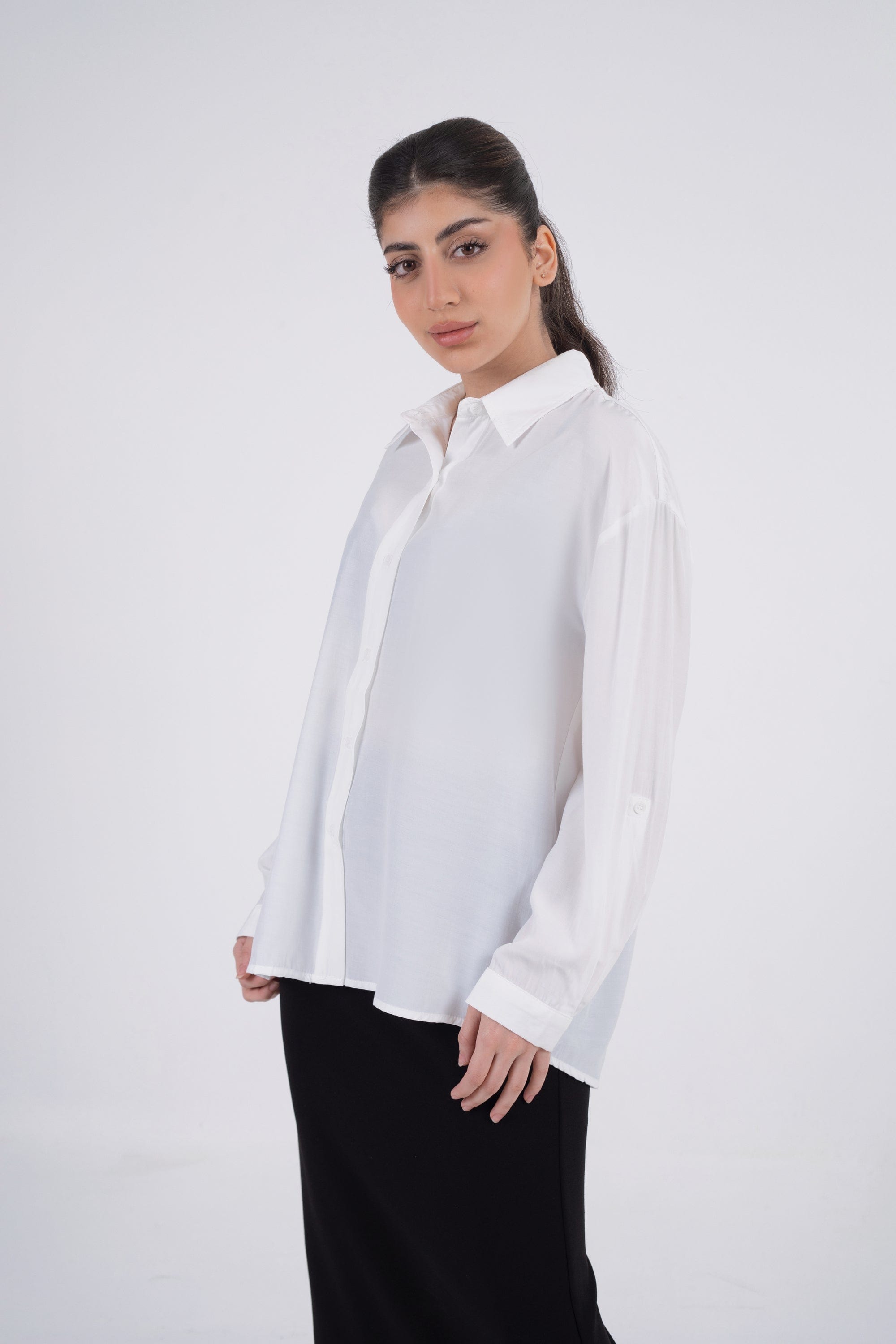 نتشي قميص كلاسيك سادة كم طويل منفوخ نسائي