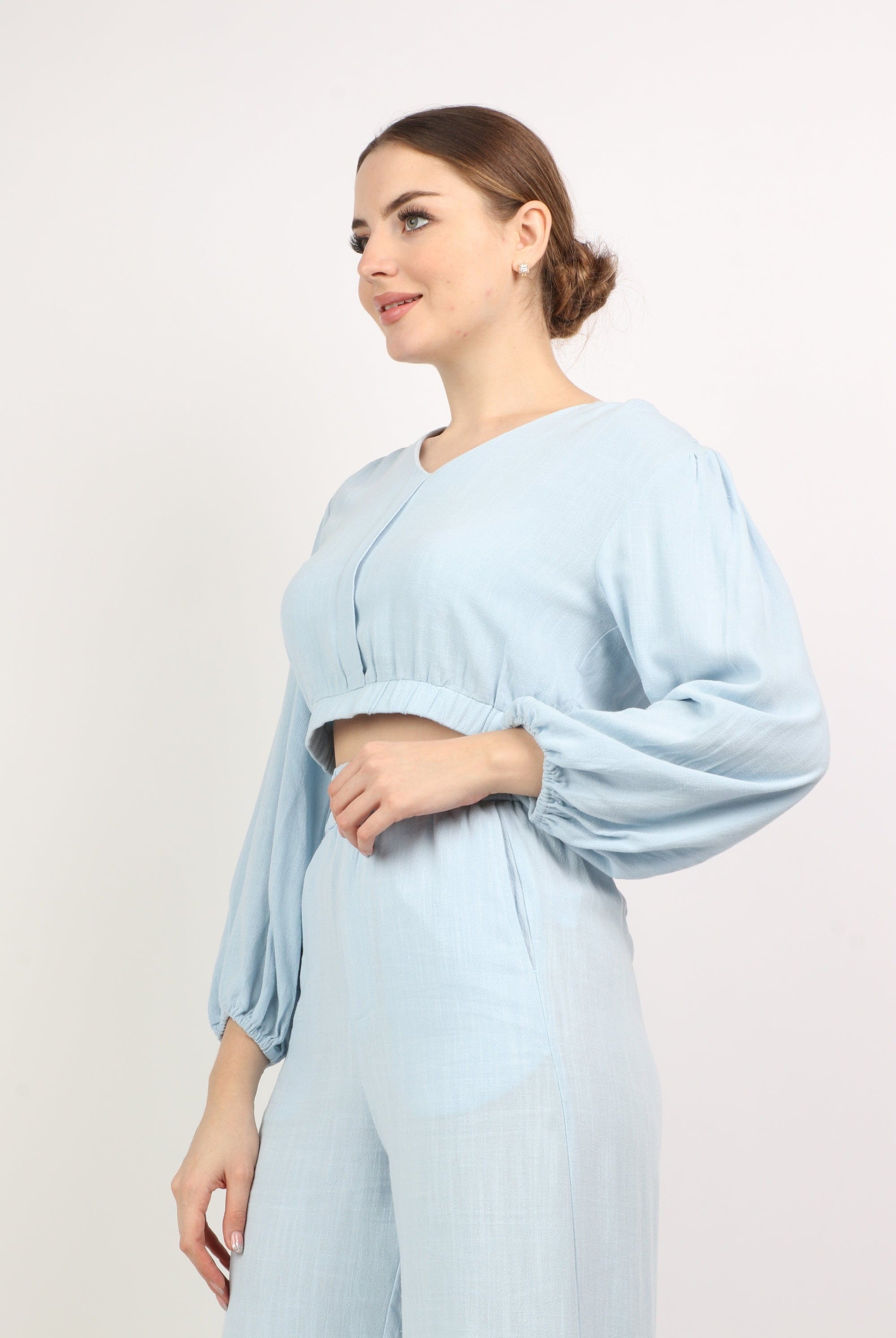 نتشي بلوزة نص بطن سبعة كم طويل منفوخ نسائي