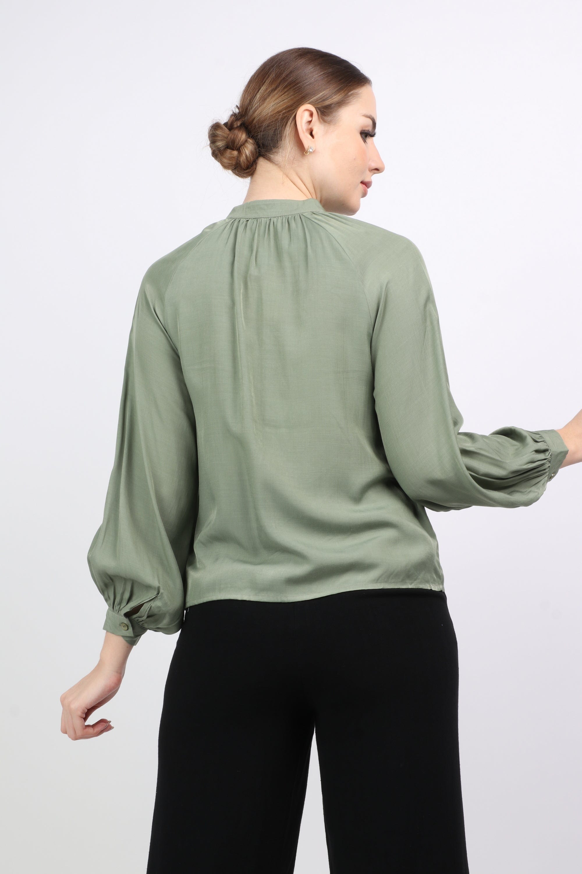 نتشي بلوزة رسمي بأزرار أمامية وكم طويل نسائي