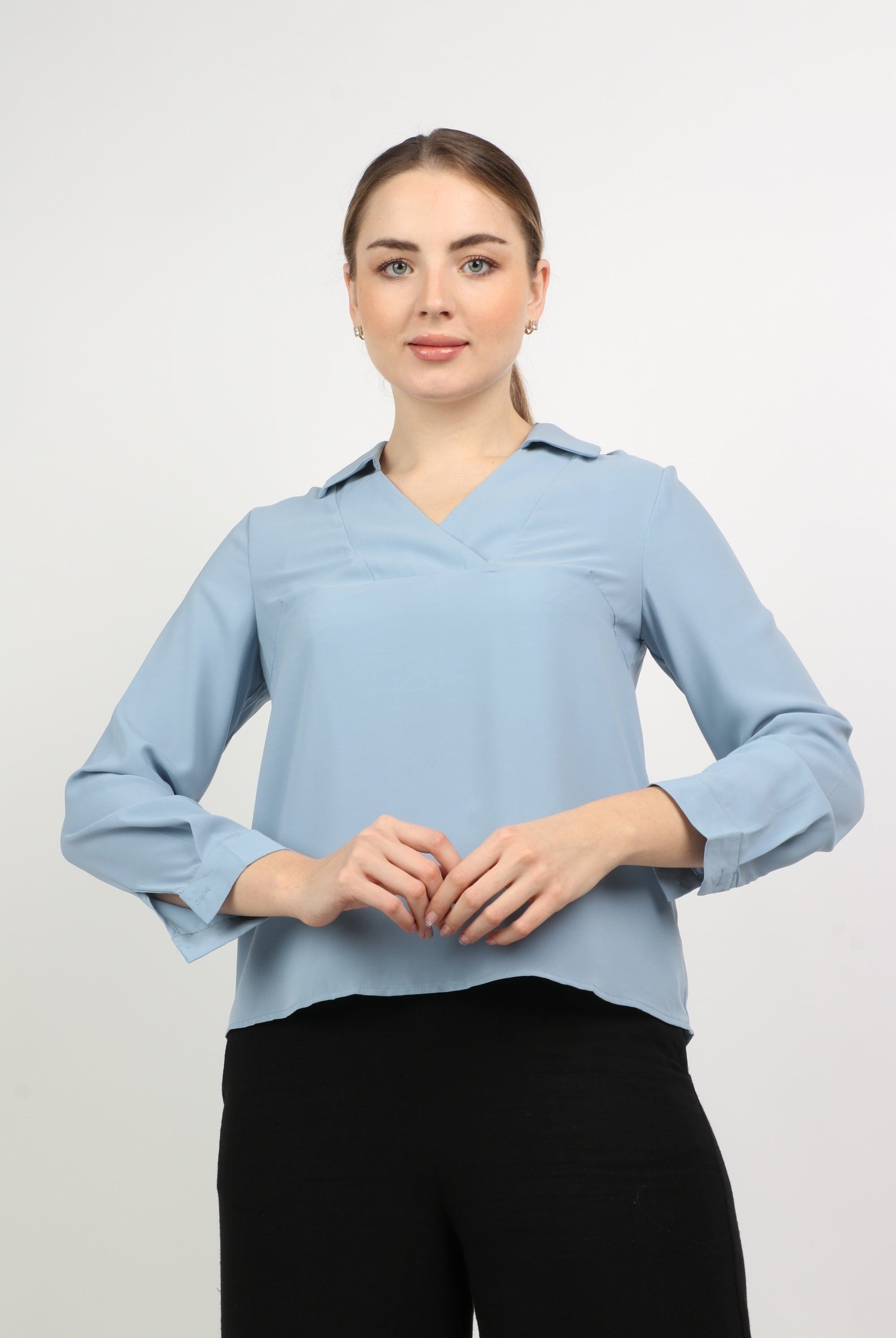 نتشي بلوزة سادة سبعة بياقة وكم طويل نسائي