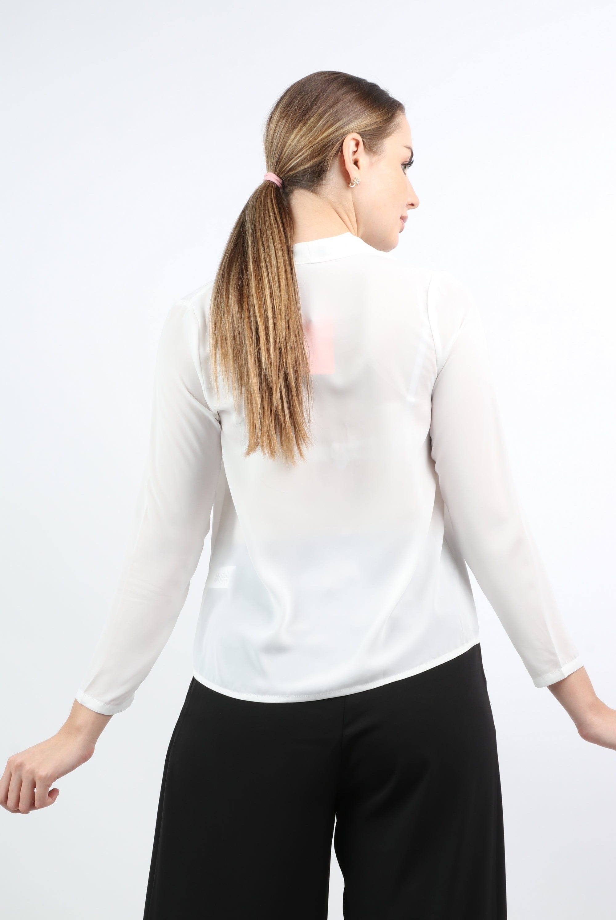 نتشي قميص سادة محبوك بأزرار أمامية وكم طويل نسائي