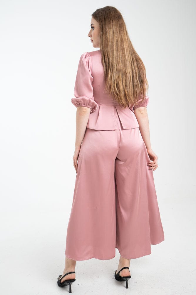 نتشي جمبسوت 3/4 كم سوفت وبنطلون وسيع من الأسفل