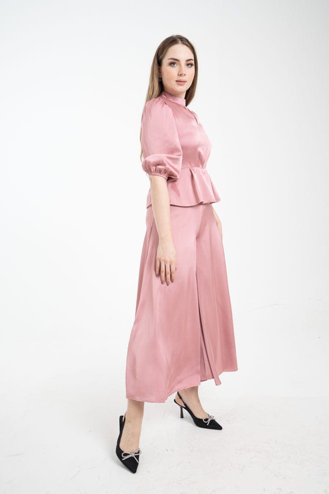 نتشي جمبسوت 3/4 كم سوفت وبنطلون وسيع من الأسفل