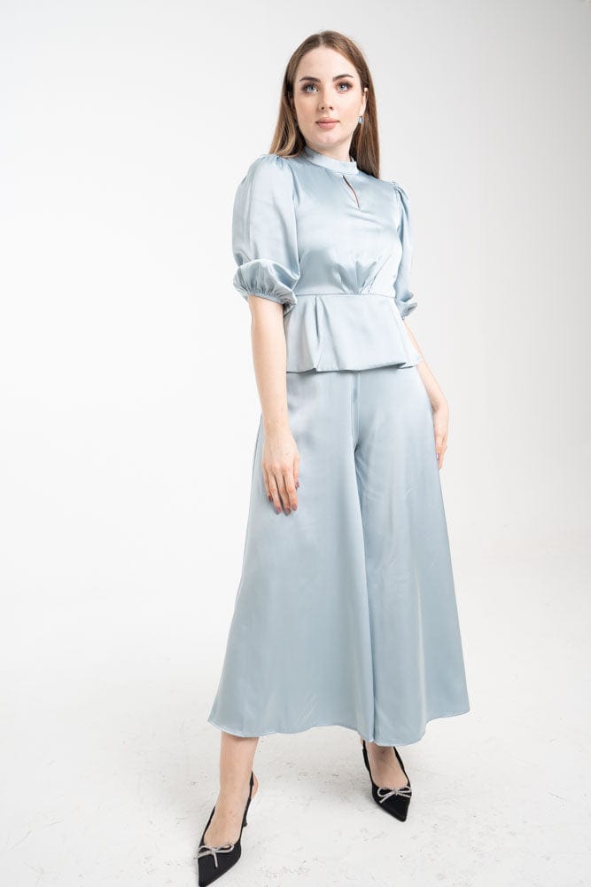 نتشي جمبسوت 3/4 كم سوفت وبنطلون وسيع من الأسفل