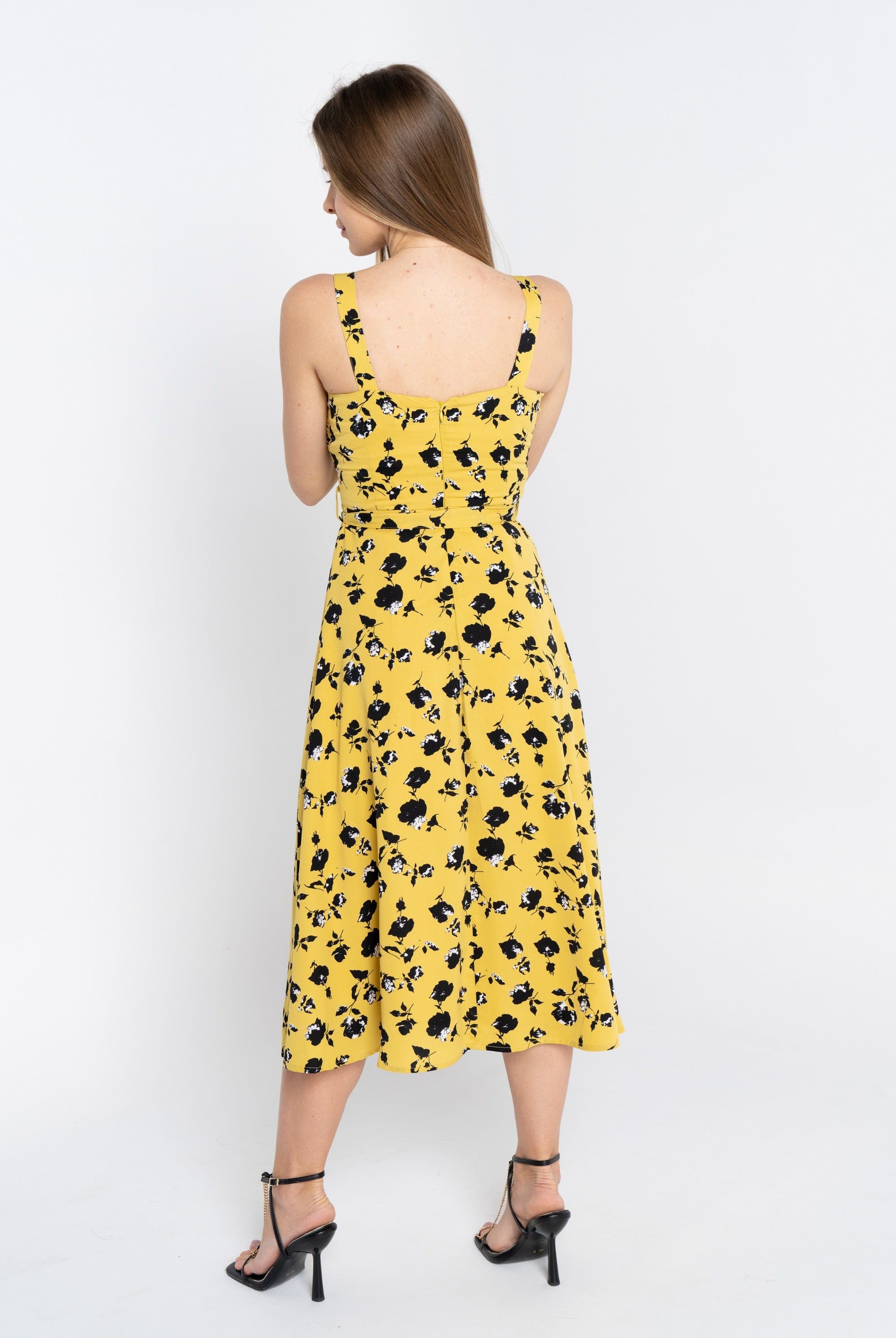 نتشي فستان ميدي بحمالات رفيعة مشجر ورود