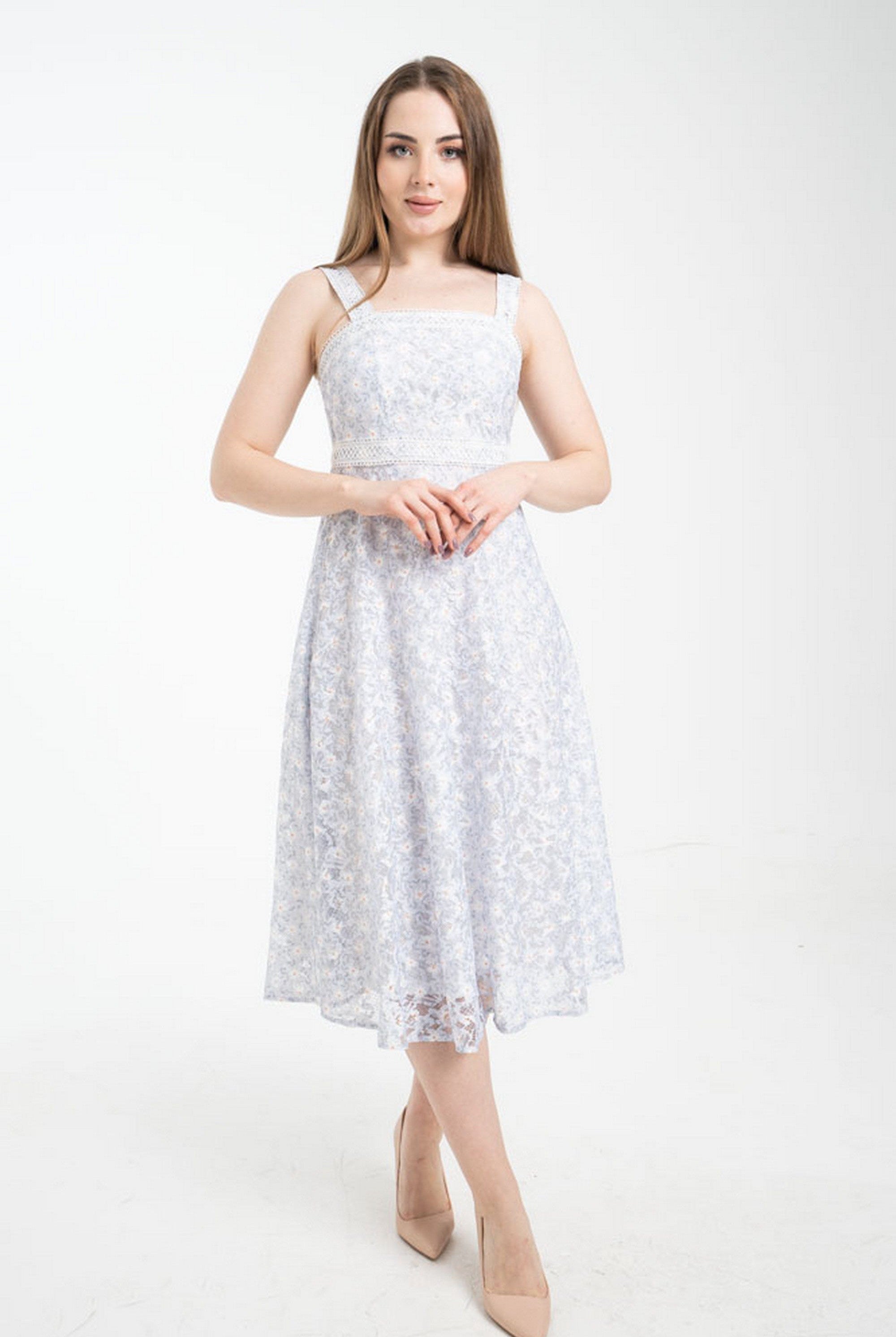 نتشي فستان ميدي بدون أكمام مشجر