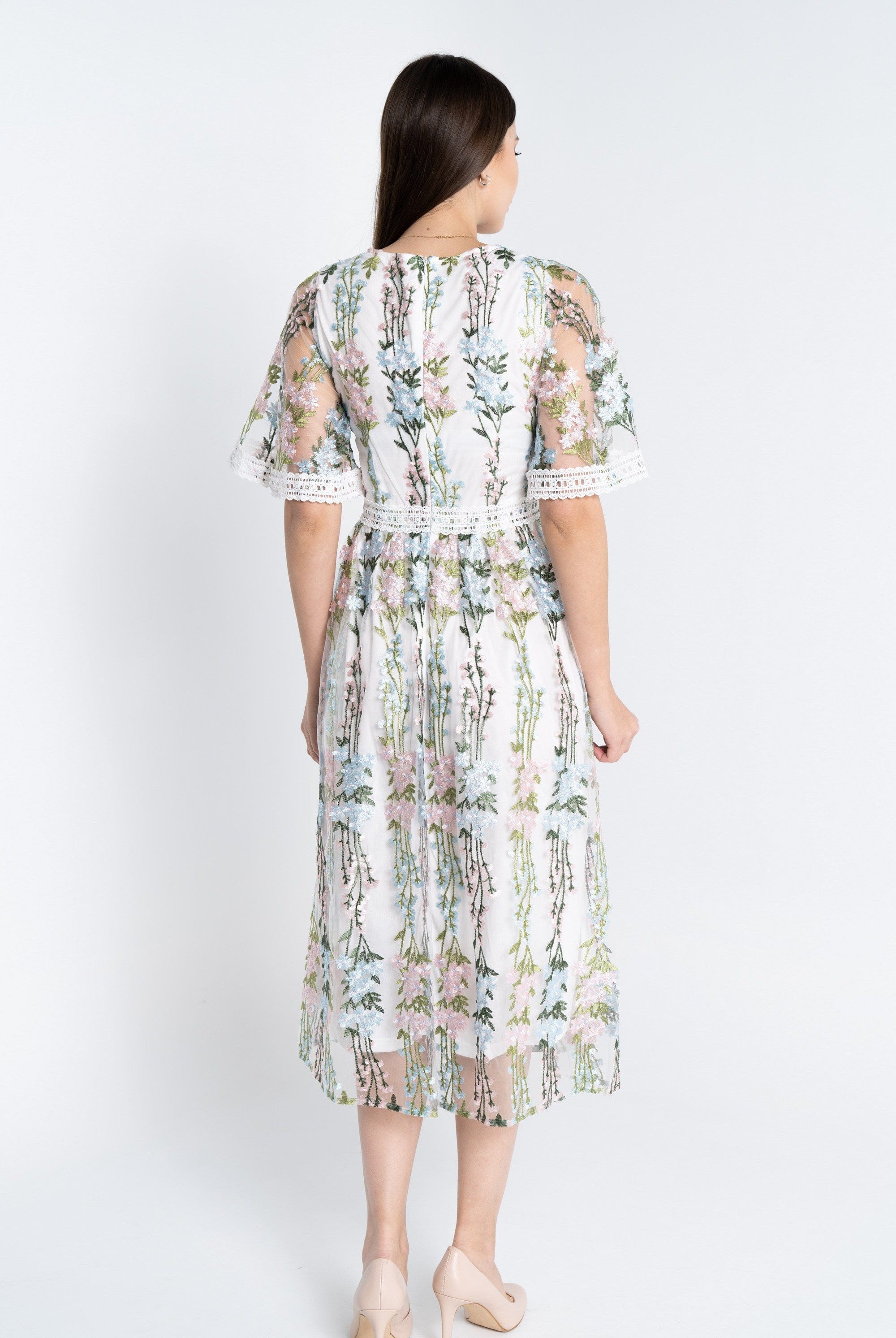 نتشي فستان ميدي مطرز شفاف مبطن نسائي