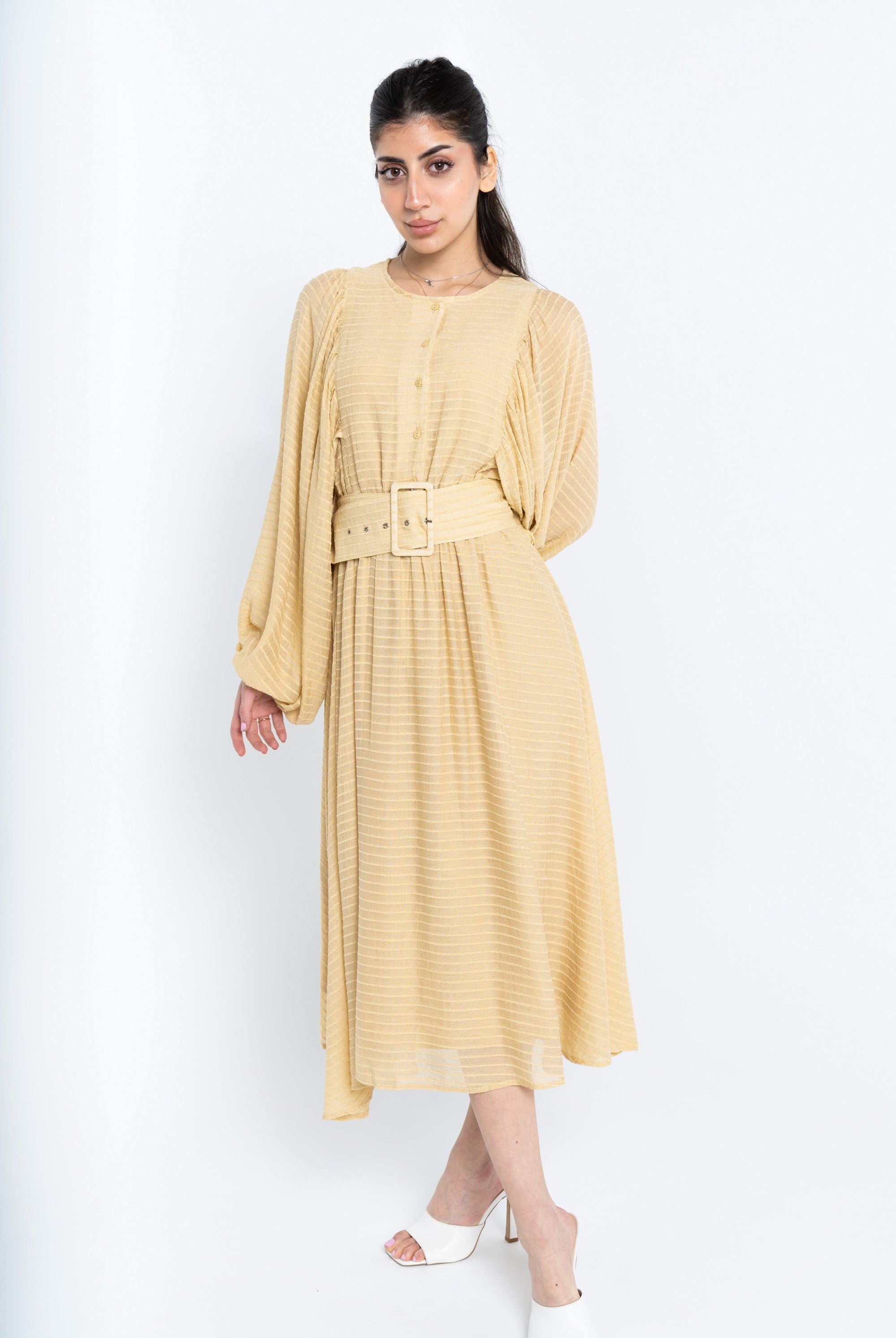 نتشي فستان ميدي مخصر بحزام على الخصر أوفر سايز نسائي