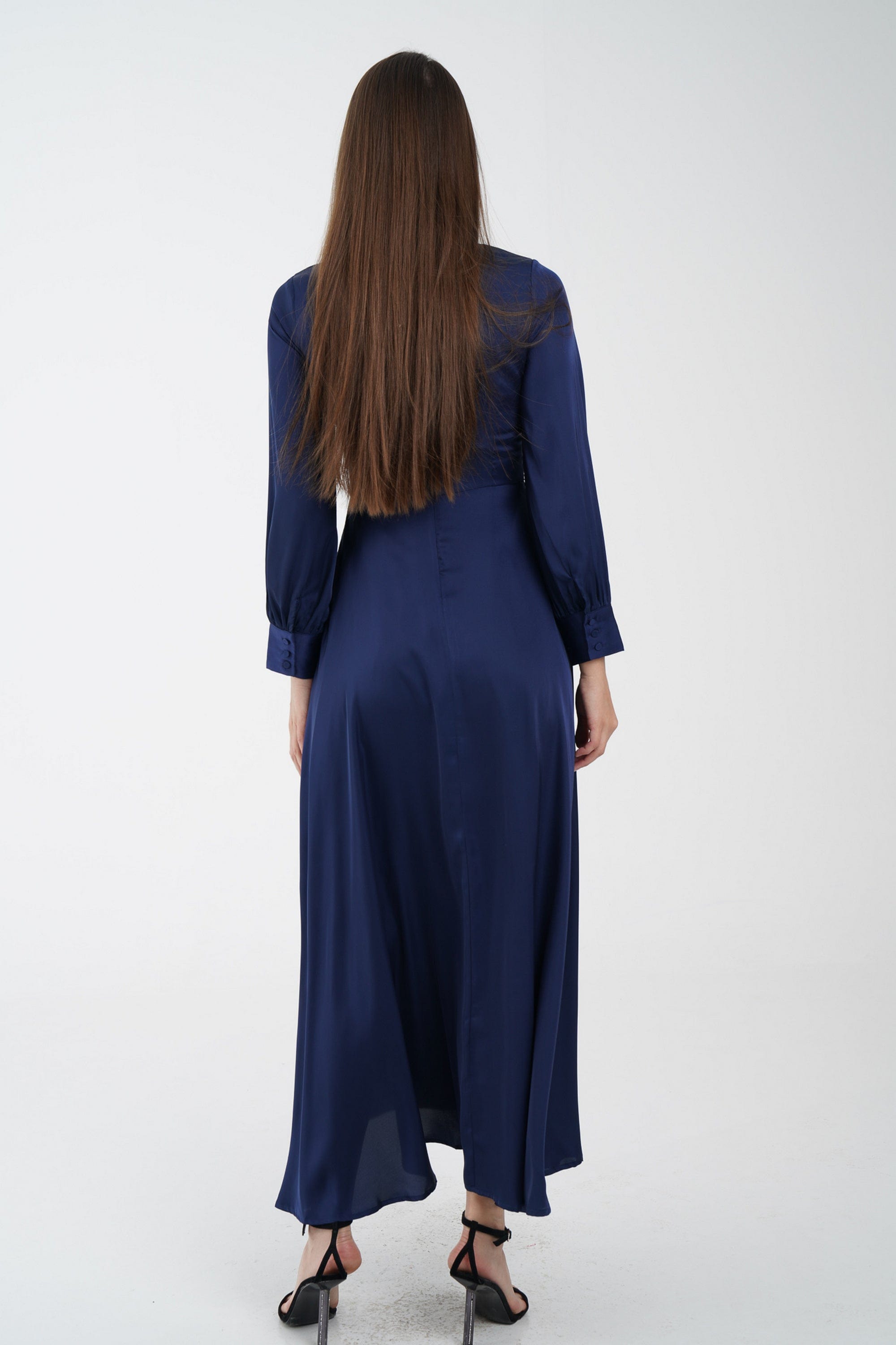 نتشي فستان ماكسي مخصر كلوش من أسفل وياقة فيونكة كم طويل نسائي