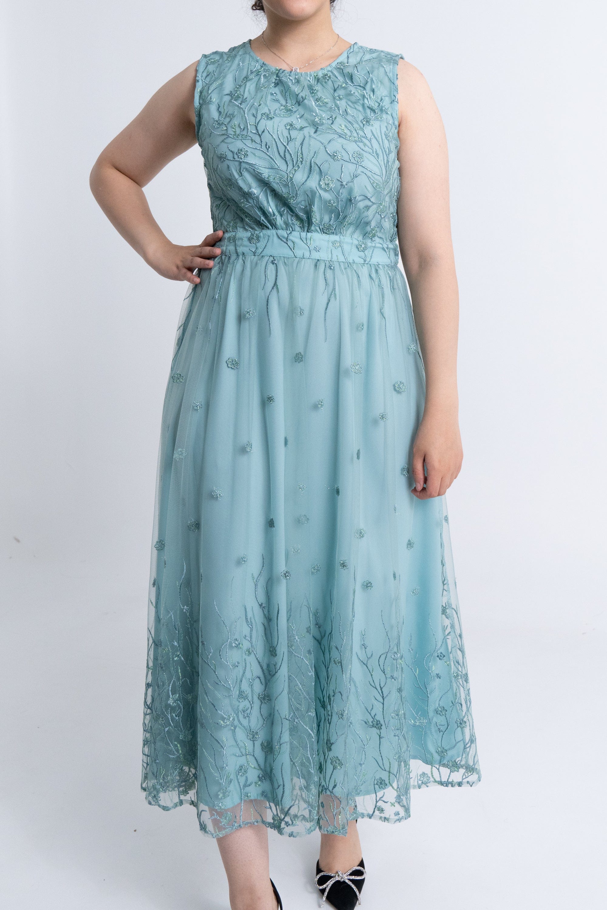 نتشي فستان ميدي مطرز مخصر كت برقبة دائرية نسائي