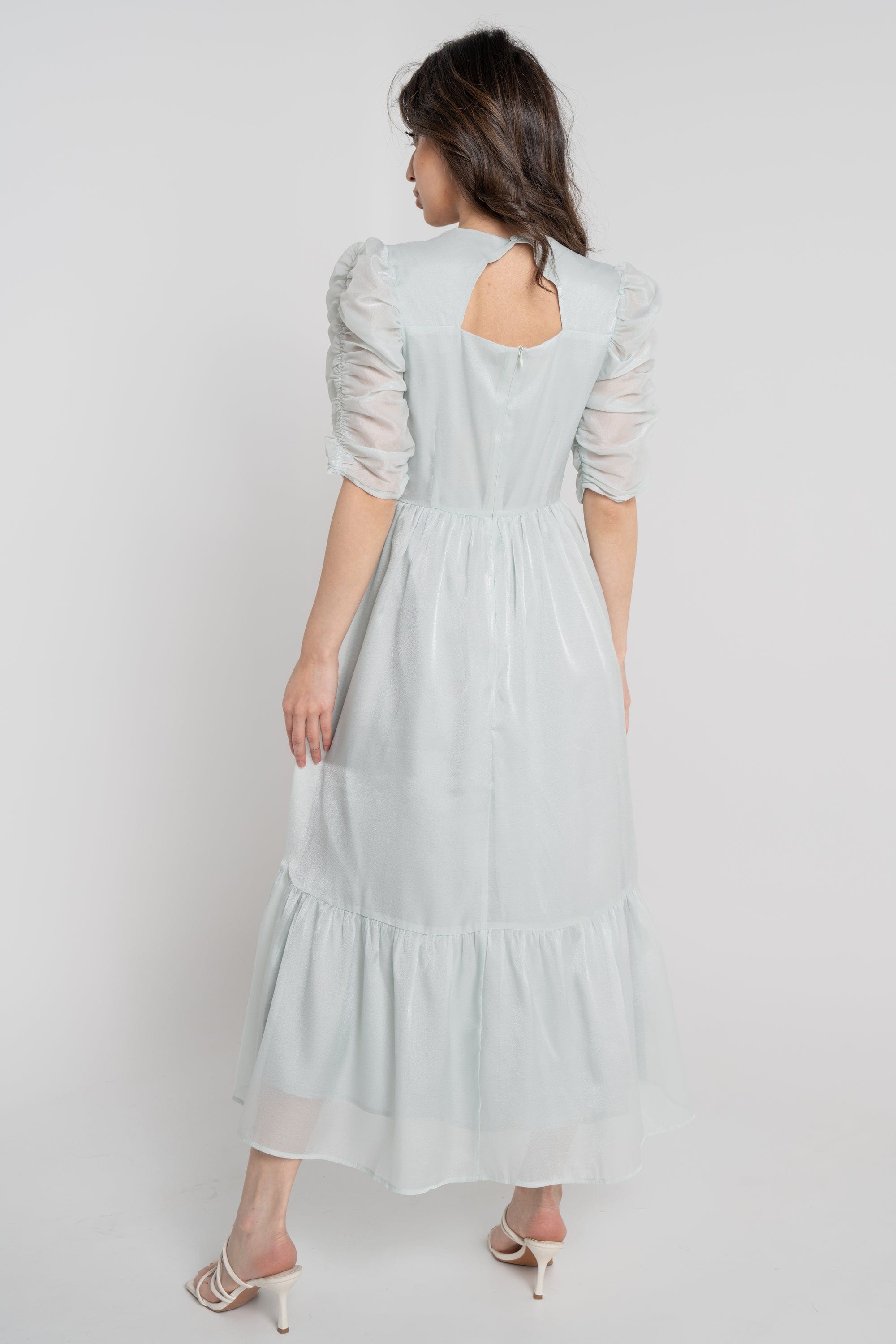 نتشي فستان ميدي سادة نص كم مكشكش نسائي