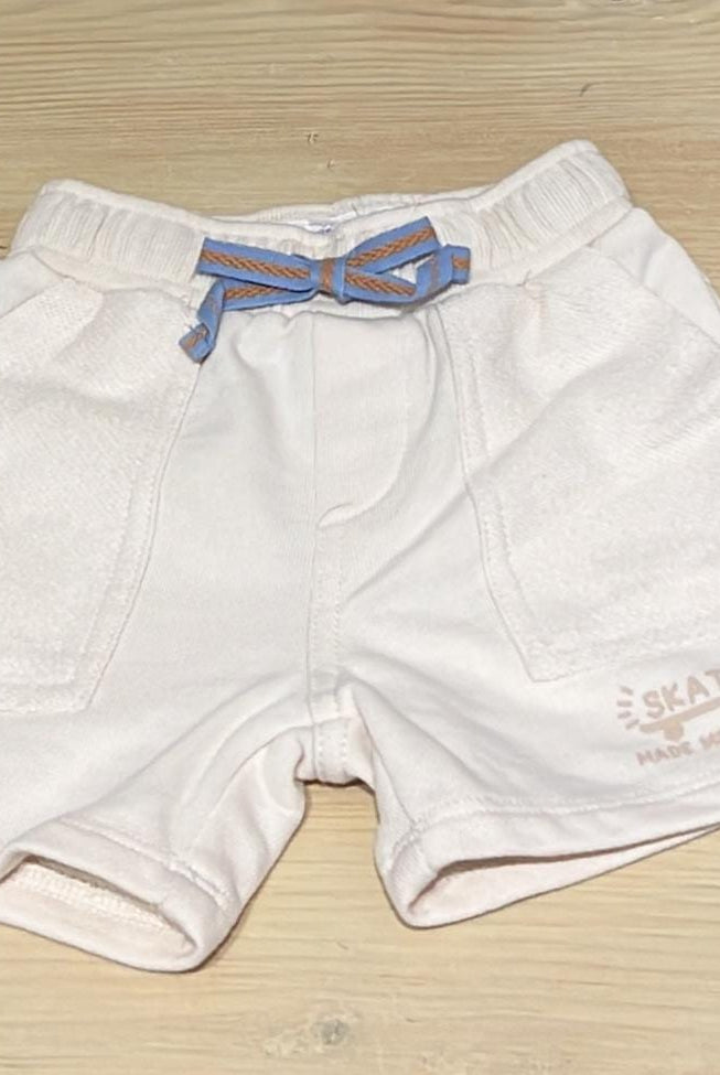 جينجرسنابس شورت ولادي بجيوب ورباط على الخصر أبيض